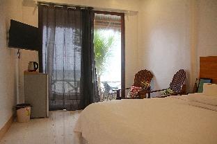Sea View Resort 5*