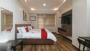 RedDoorz Plus @ Bez Tower and Residences San Juan 1*