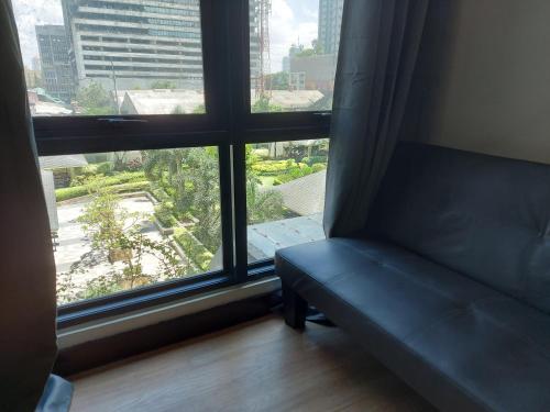 Flair Towers Staycation with Pool 4*