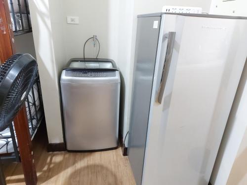 Flair Towers Staycation with Pool 4*