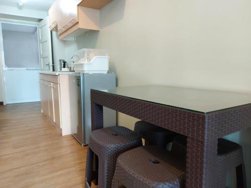Flair Towers Staycation with Pool 4*
