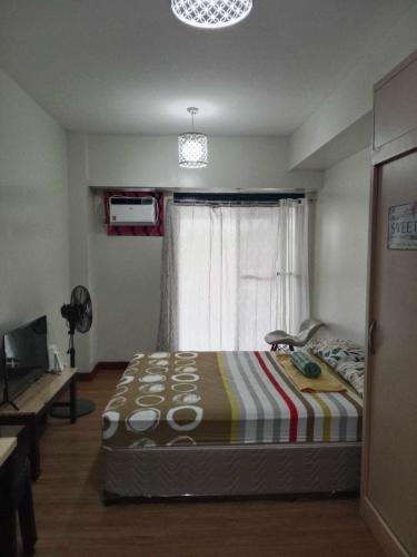 Flair Towers Staycation with Pool 4*