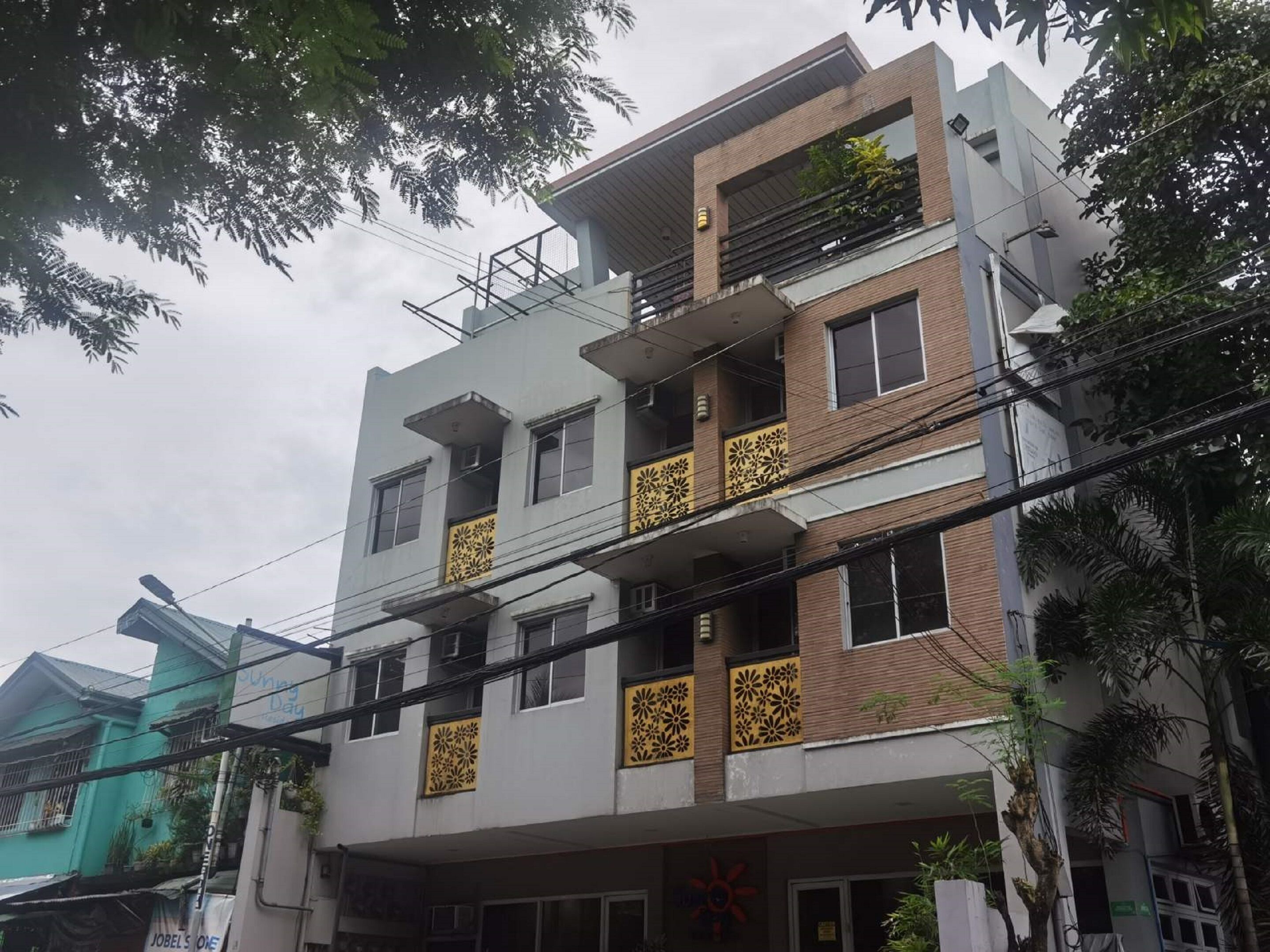Sunny Day Residences Cainta 3*