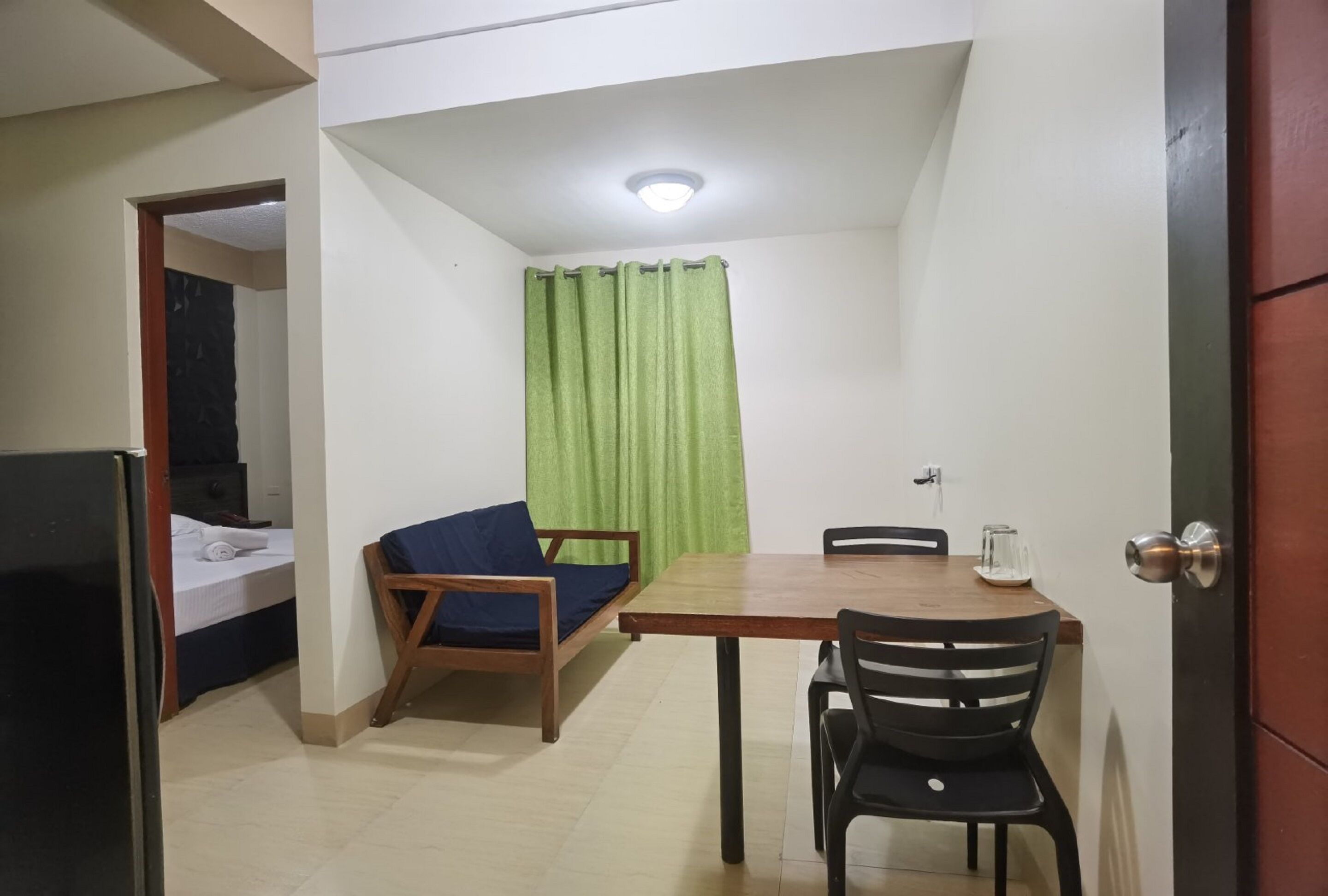 Sunny Day Residences Cainta 3*