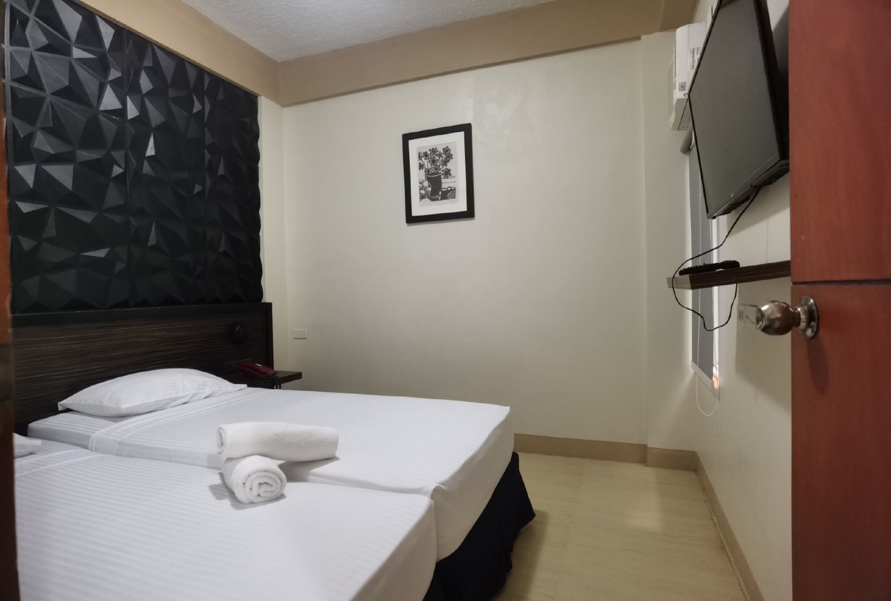 Sunny Day Residences Cainta 3*