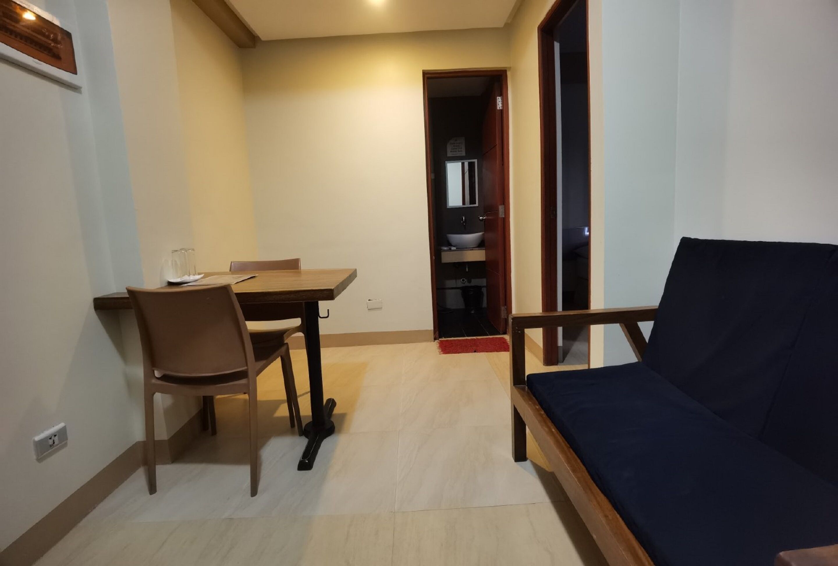 Sunny Day Residences Cainta 3*