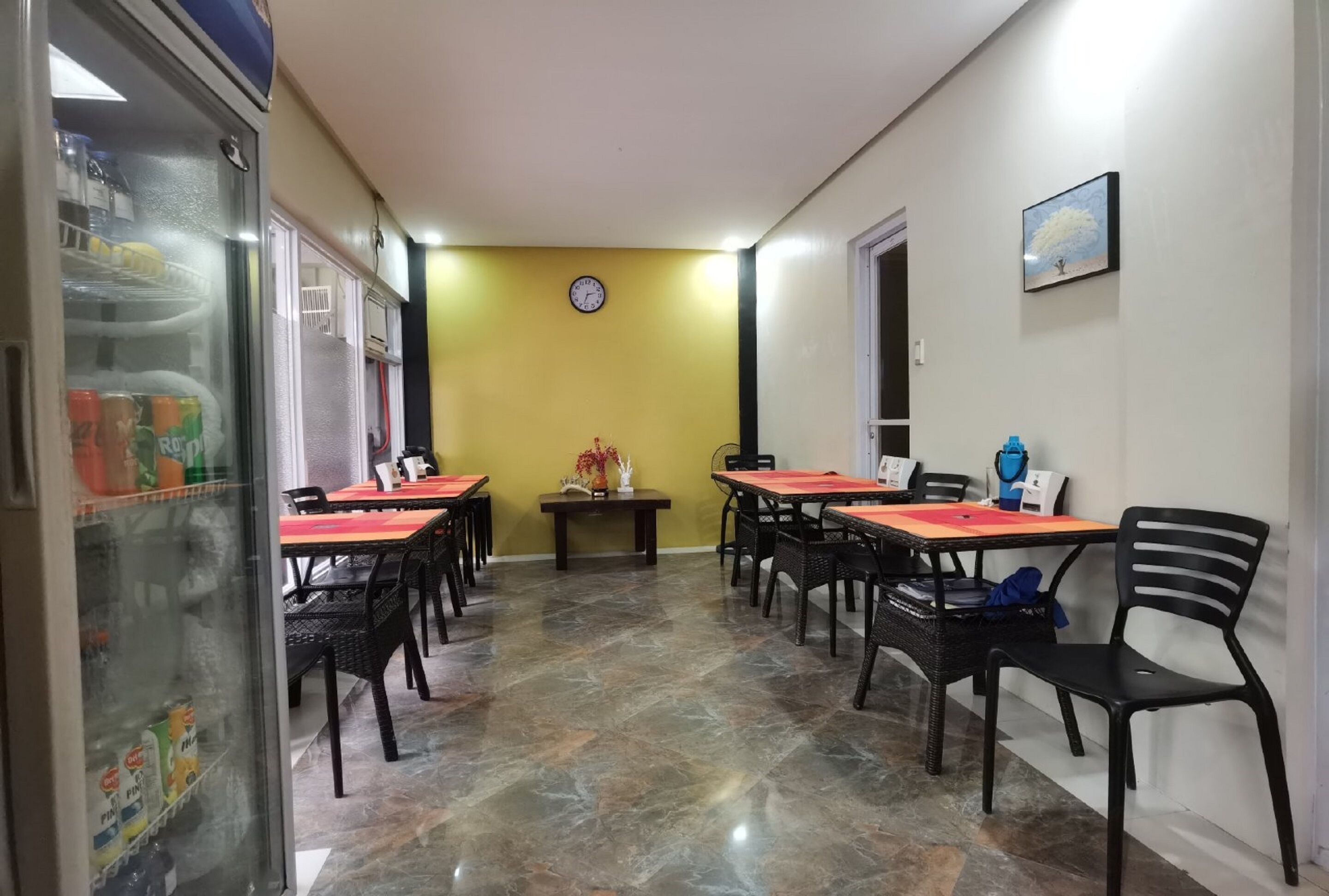 Sunny Day Residences Cainta 3*