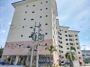 THE SEVEN CLARK CONDO 3*