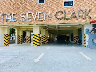 THE SEVEN CLARK CONDO 3*