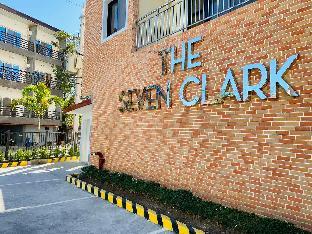 THE SEVEN CLARK CONDO 3*
