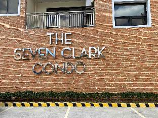 THE SEVEN CLARK CONDO 3*