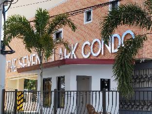 THE SEVEN CLARK CONDO 3*