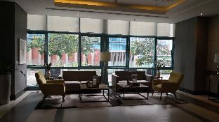 One Uptown Residence 0*