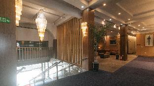 RedDoorz Premium @ Regency Sunset Hotel 1*