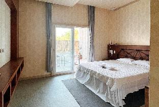 RedDoorz Premium @ Regency Sunset Hotel 1*