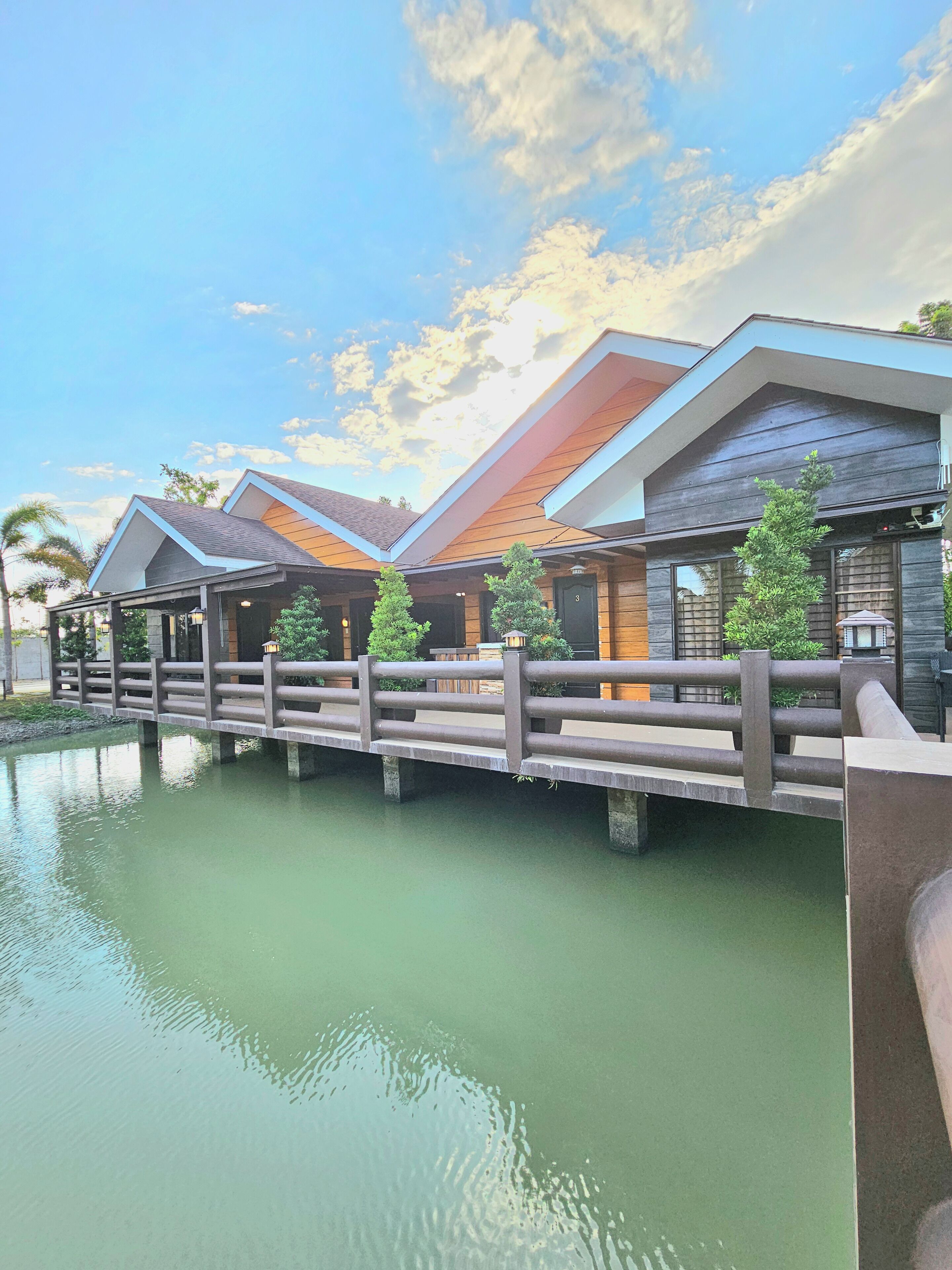 The Backyard Event and Resorts 2*