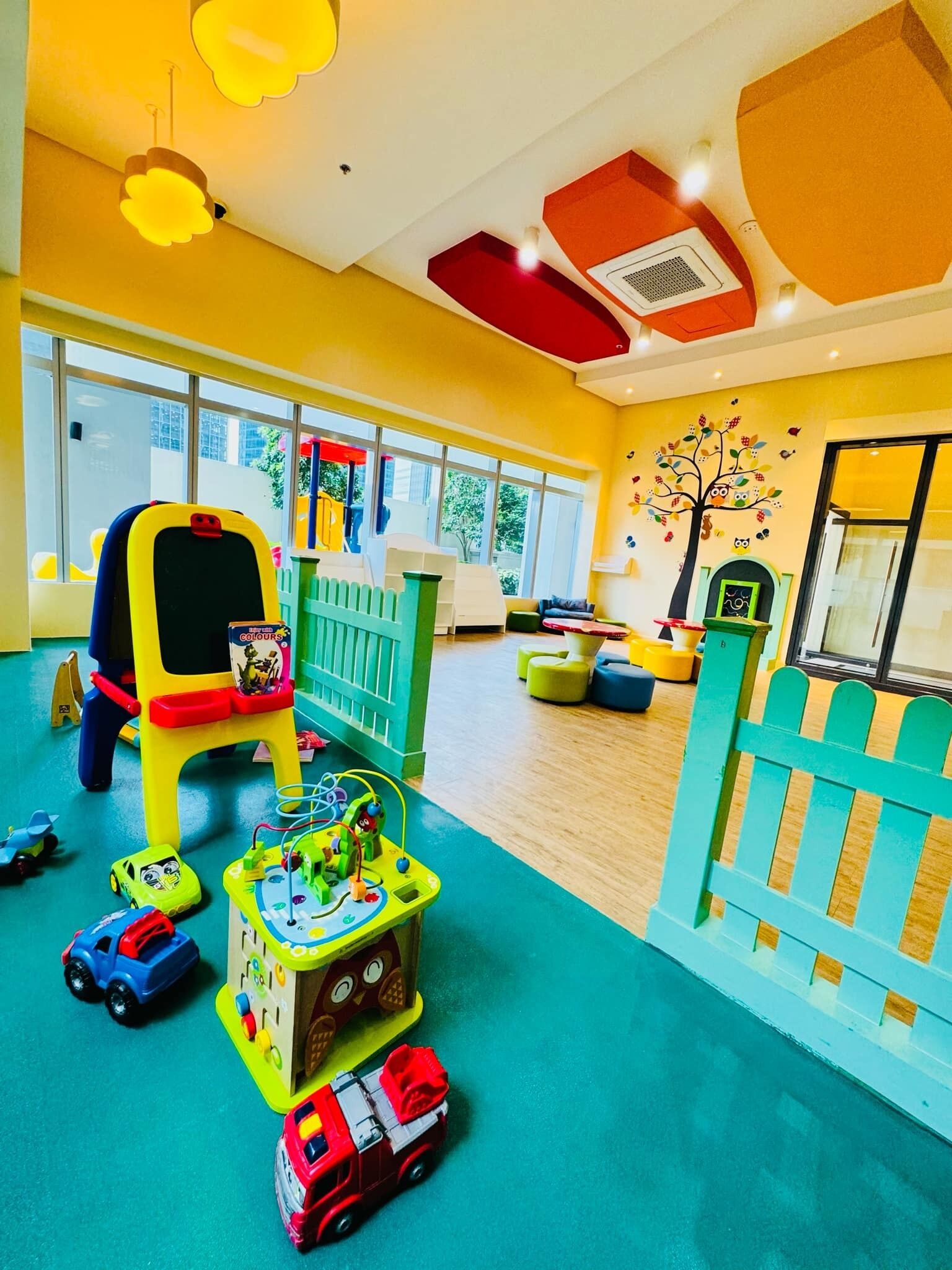 Andi and Frances' Place at BGC 3*