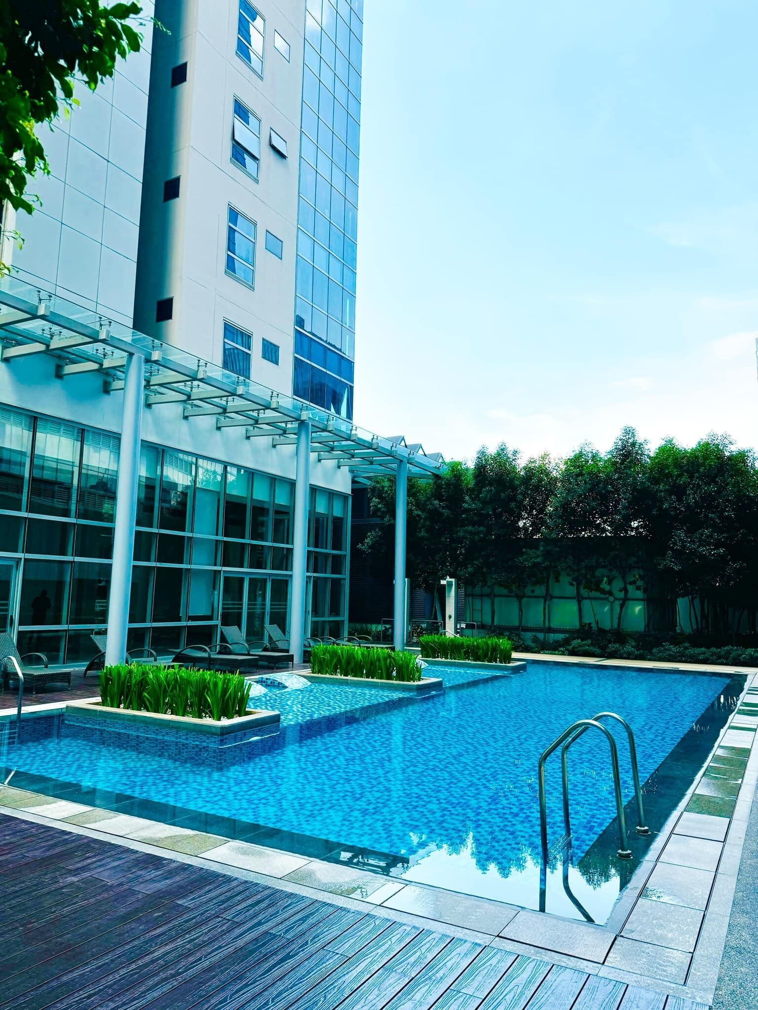 Andi and Frances' Place at BGC 3*