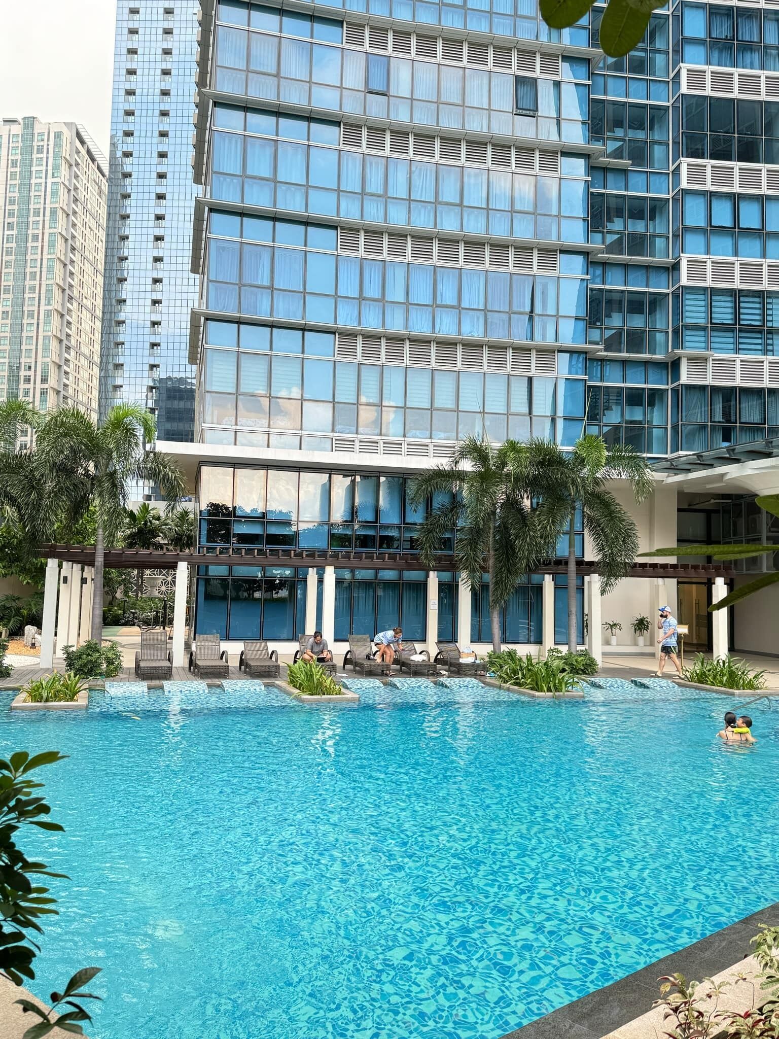 Andi and Frances' Place at BGC 3*