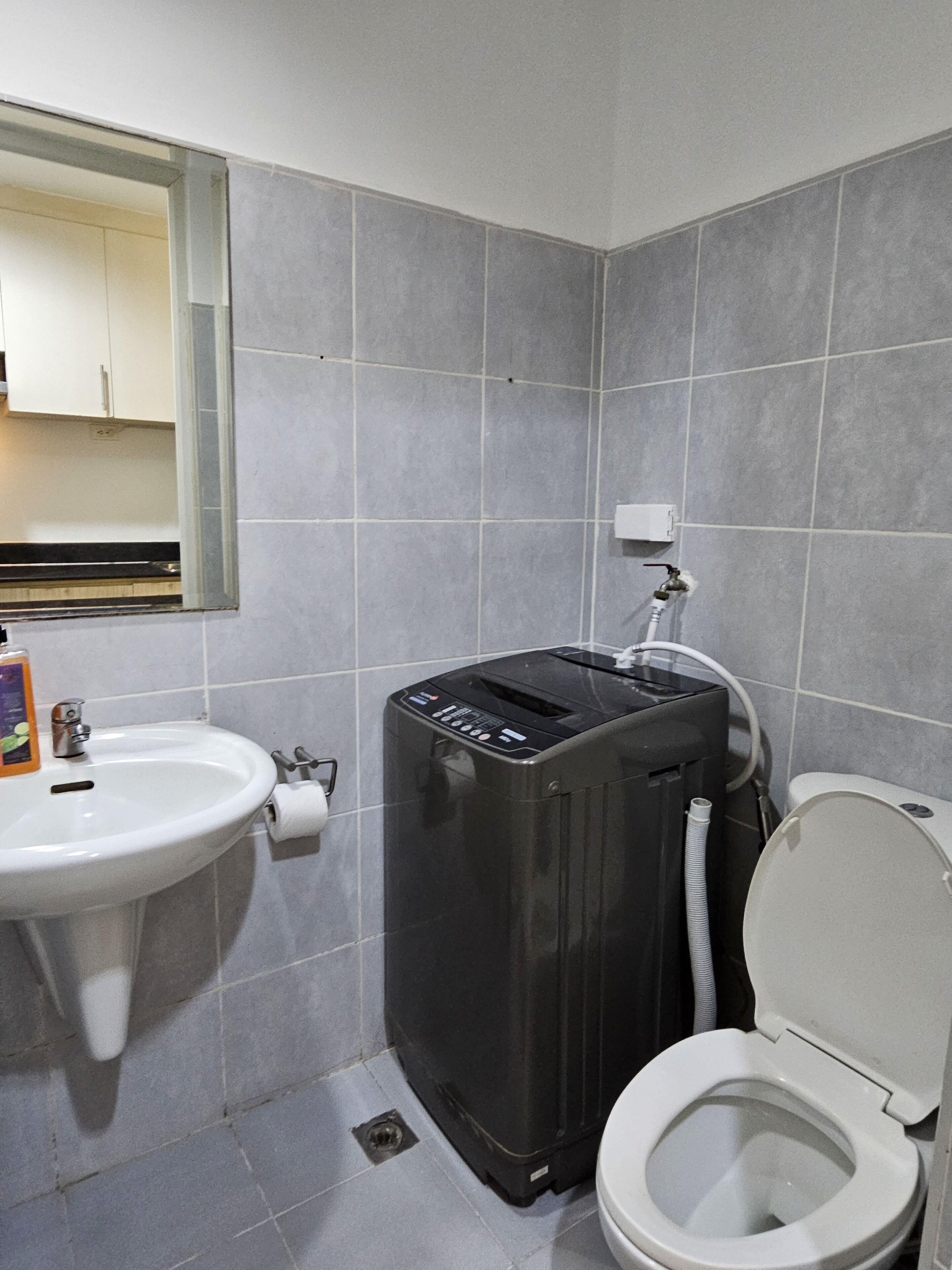 Sea Residences - Condo R Us 3*