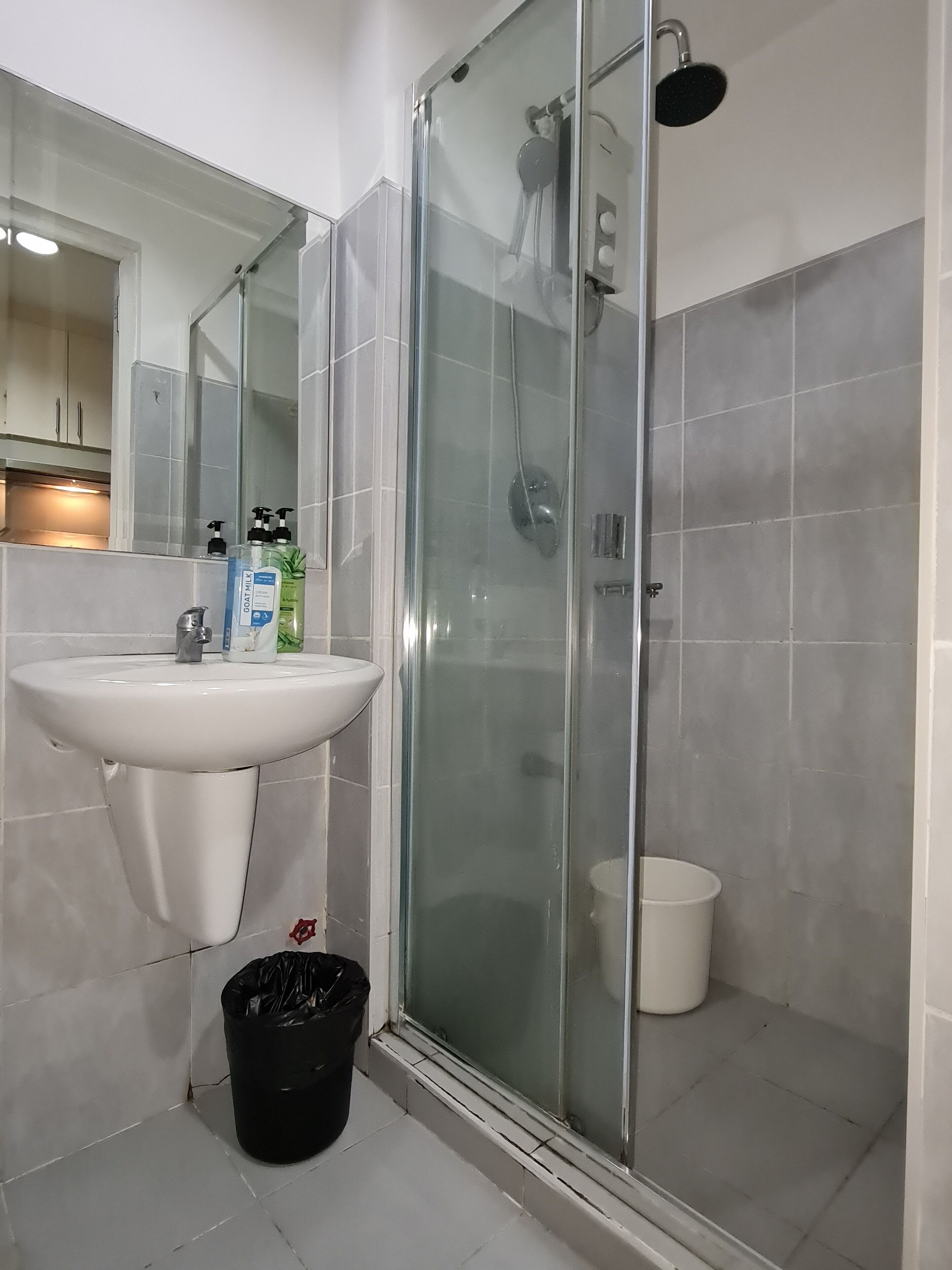 Sea Residences - Condo R Us 3*