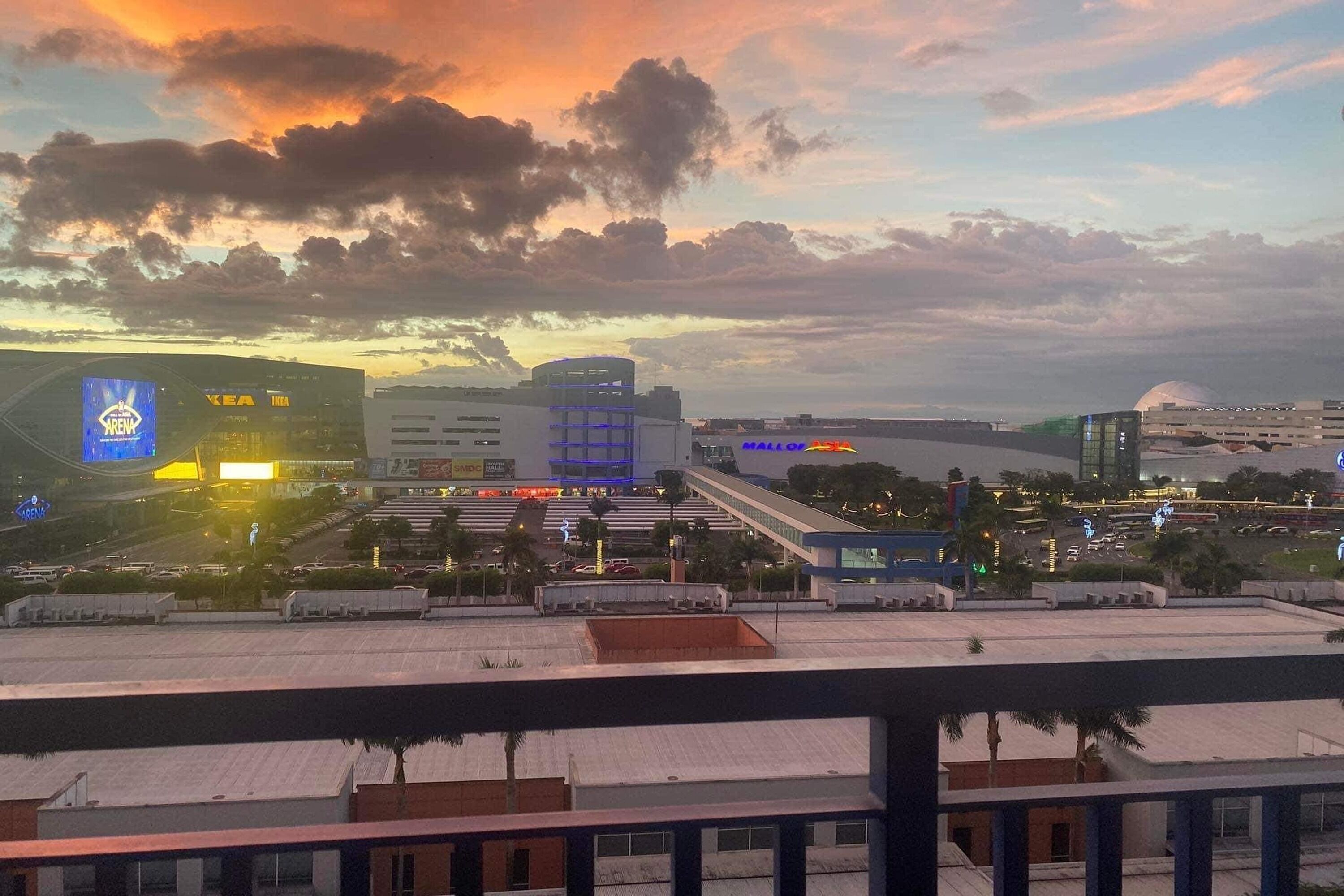 Madison Place At Sea Residences 0*