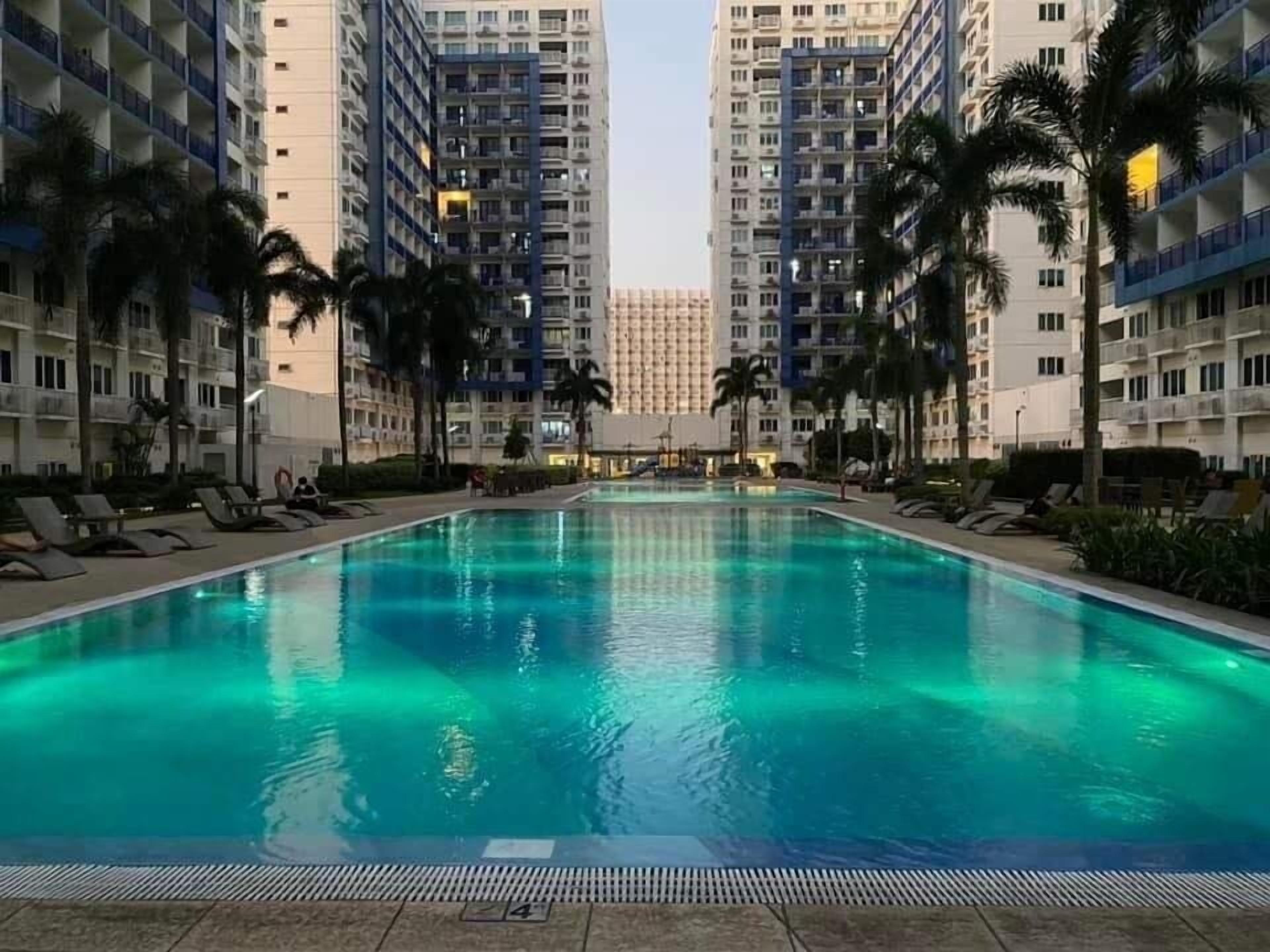 Madison Place At Sea Residences 0*