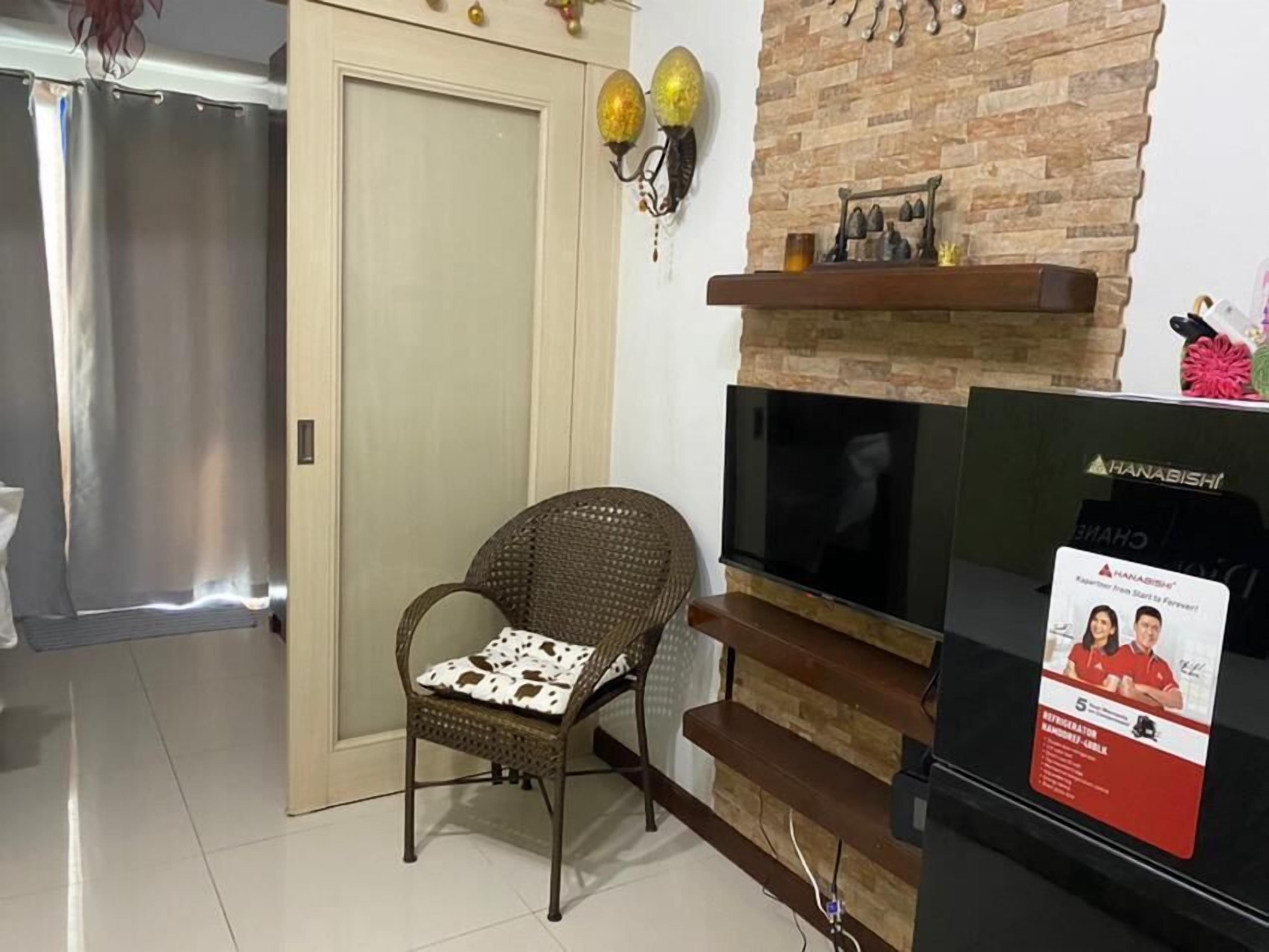 Madison Place At Sea Residences 0*