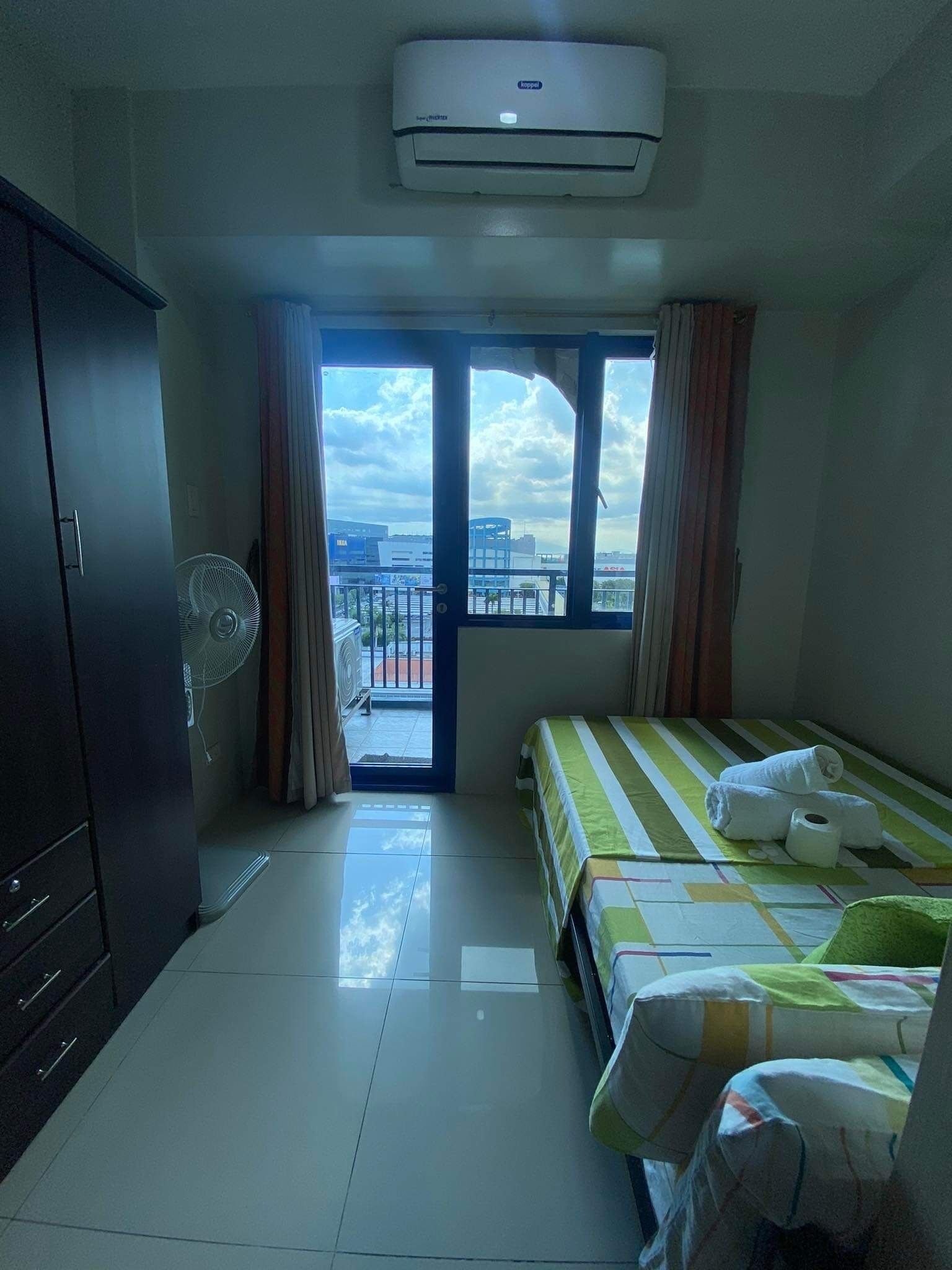 Madison Place At Sea Residences 0*