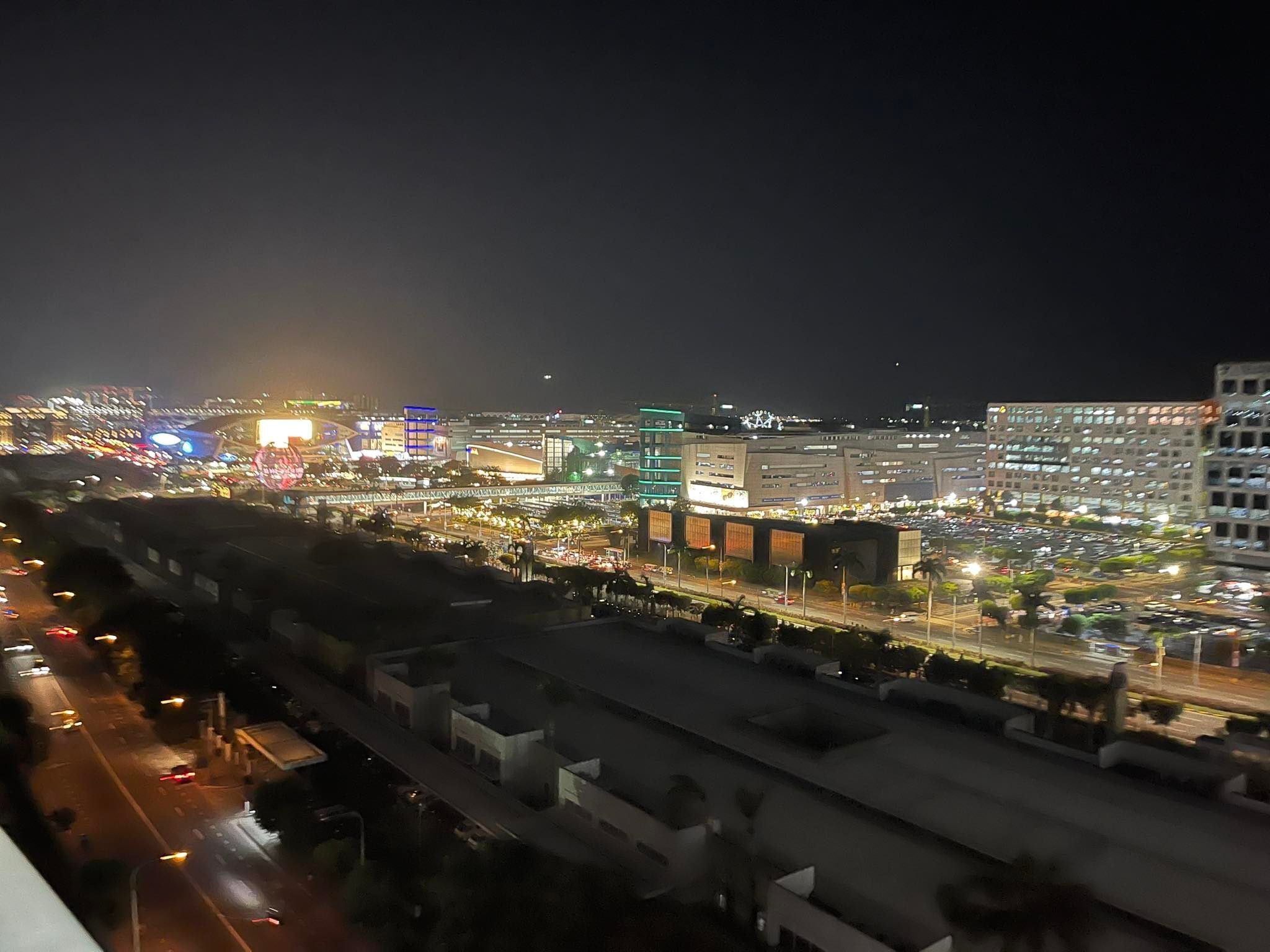 Shore Residences Stays by PBYY 3*