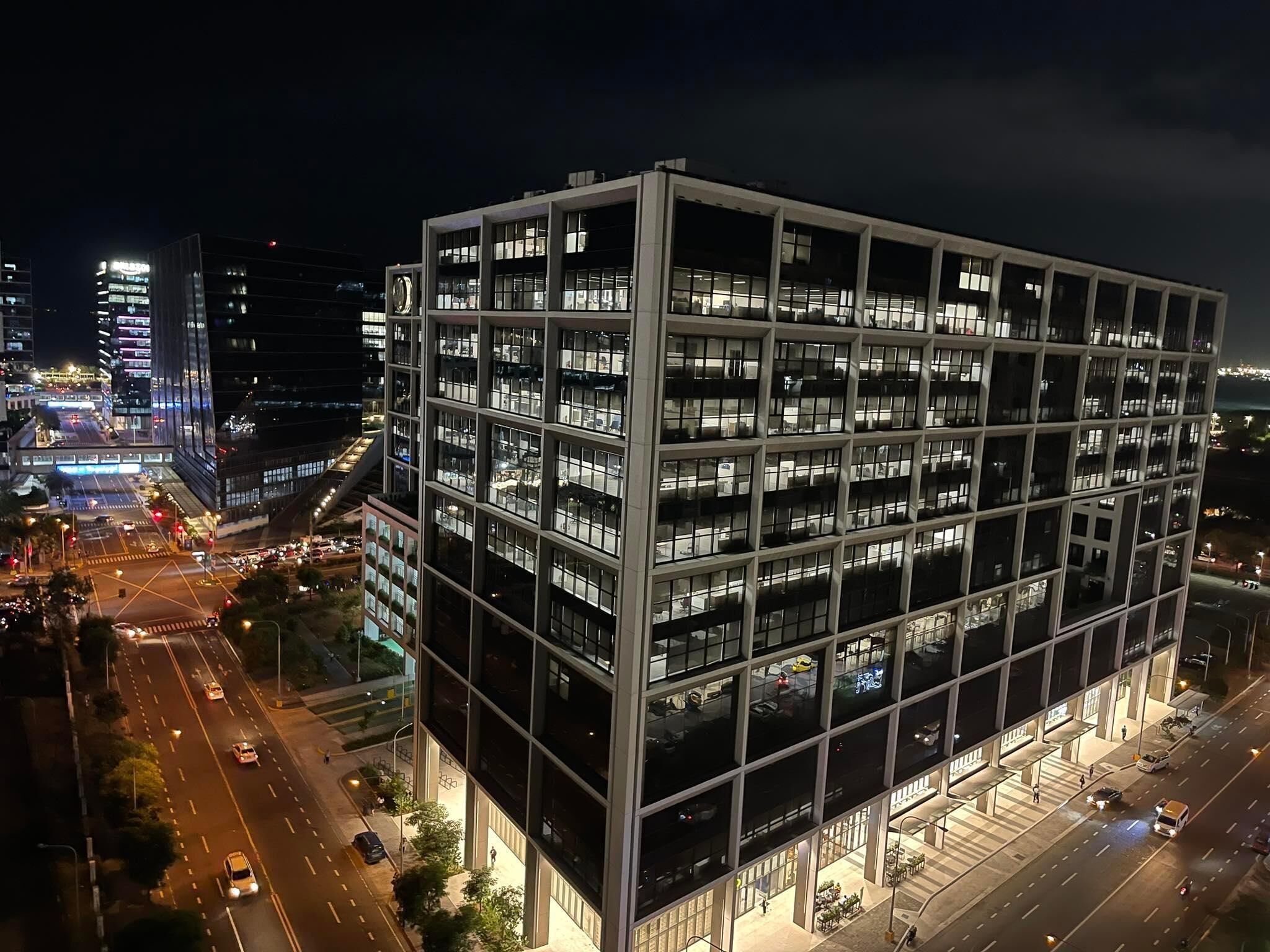 Shore Residences Stays by PBYY 3*