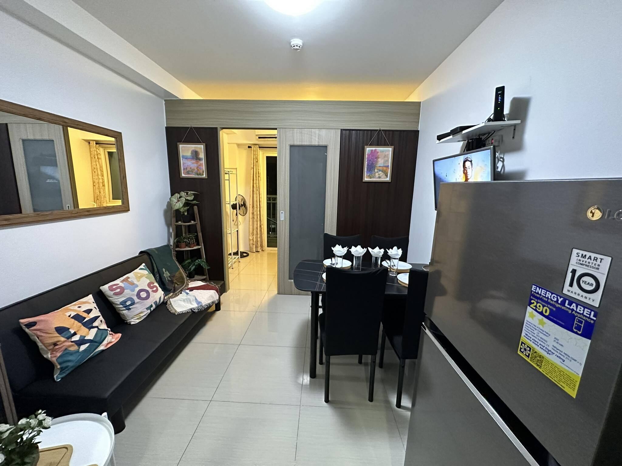 Shore Residences Stays by PBYY 3*