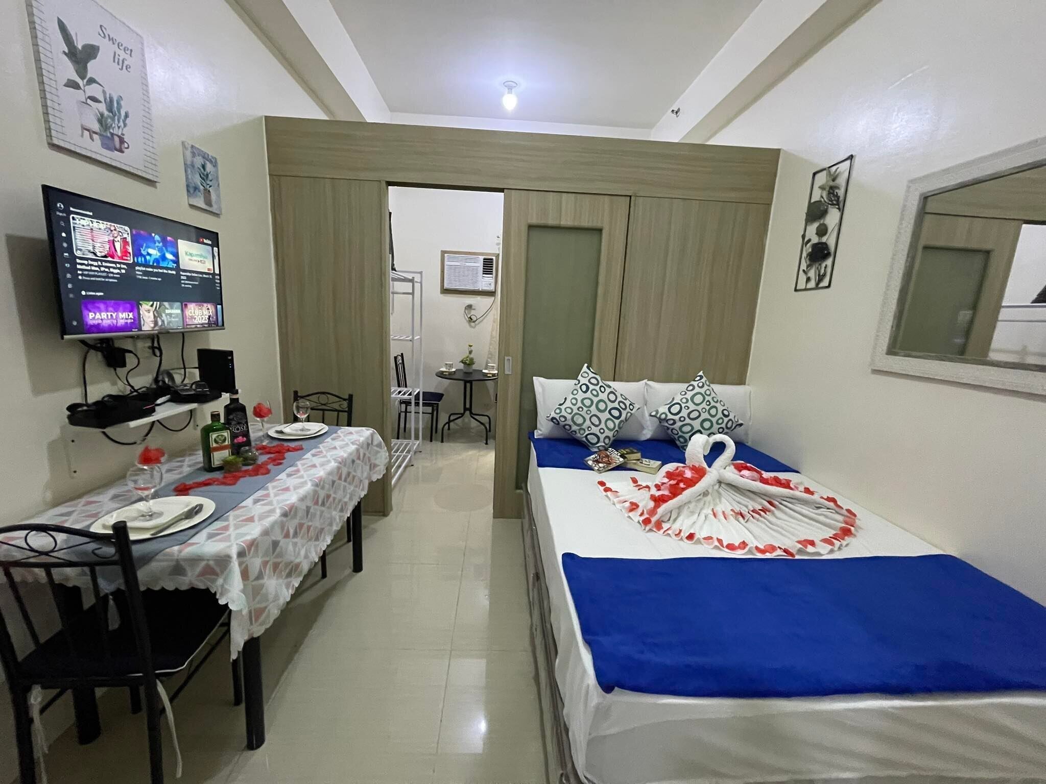 Shore Residences Stays by PBYY 3*