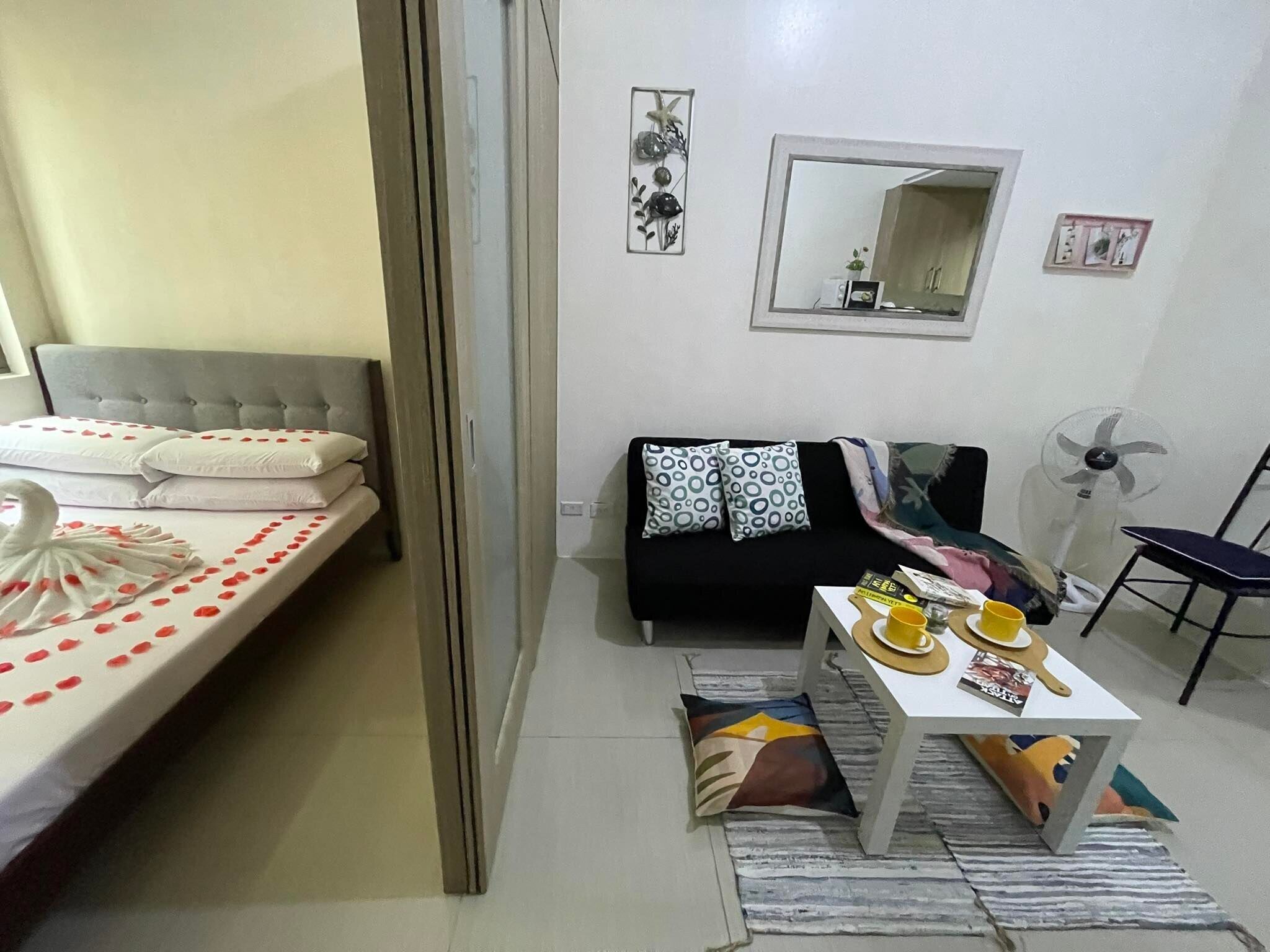 Shore Residences Stays by PBYY 3*