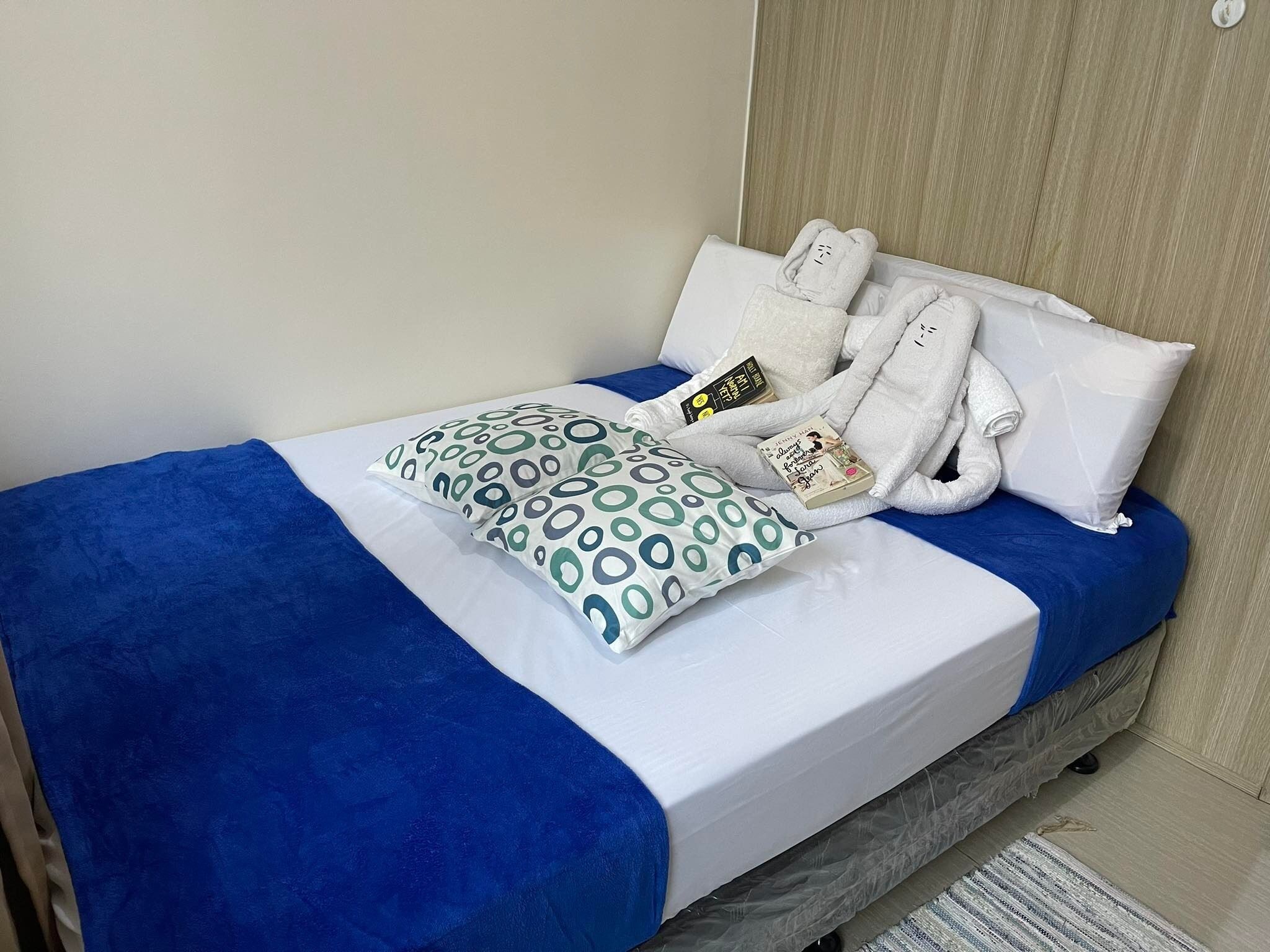 Shore Residences Stays by PBYY 3*