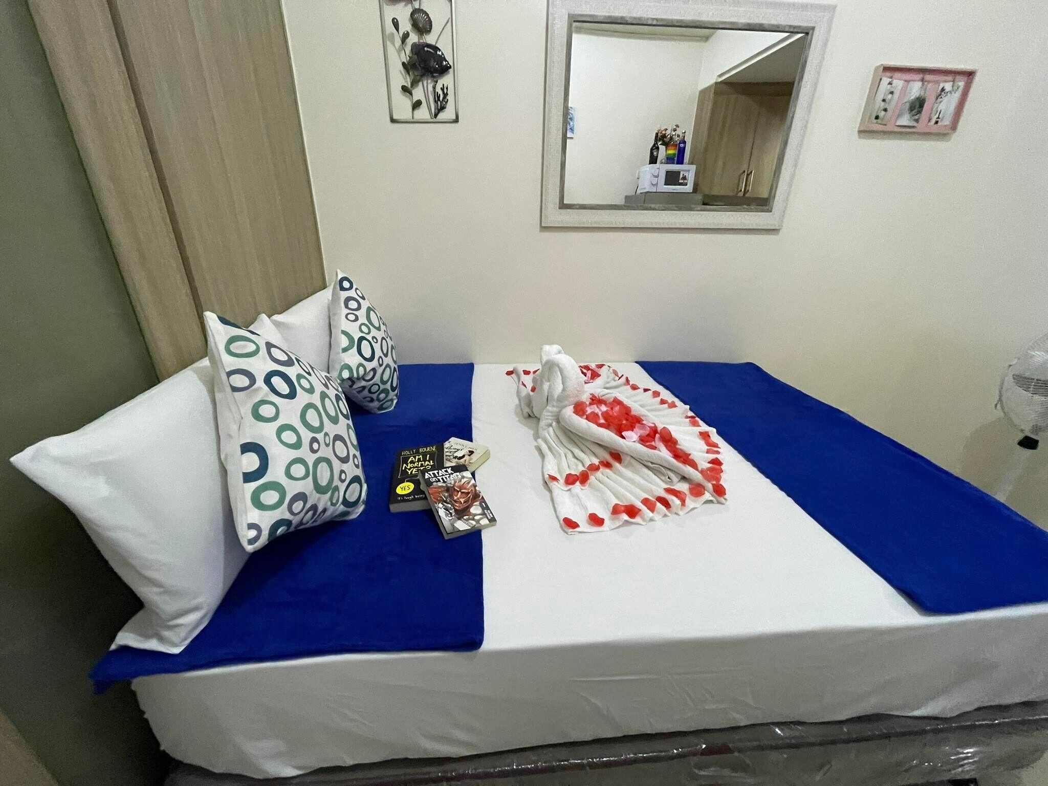 Shore Residences Stays by PBYY 3*