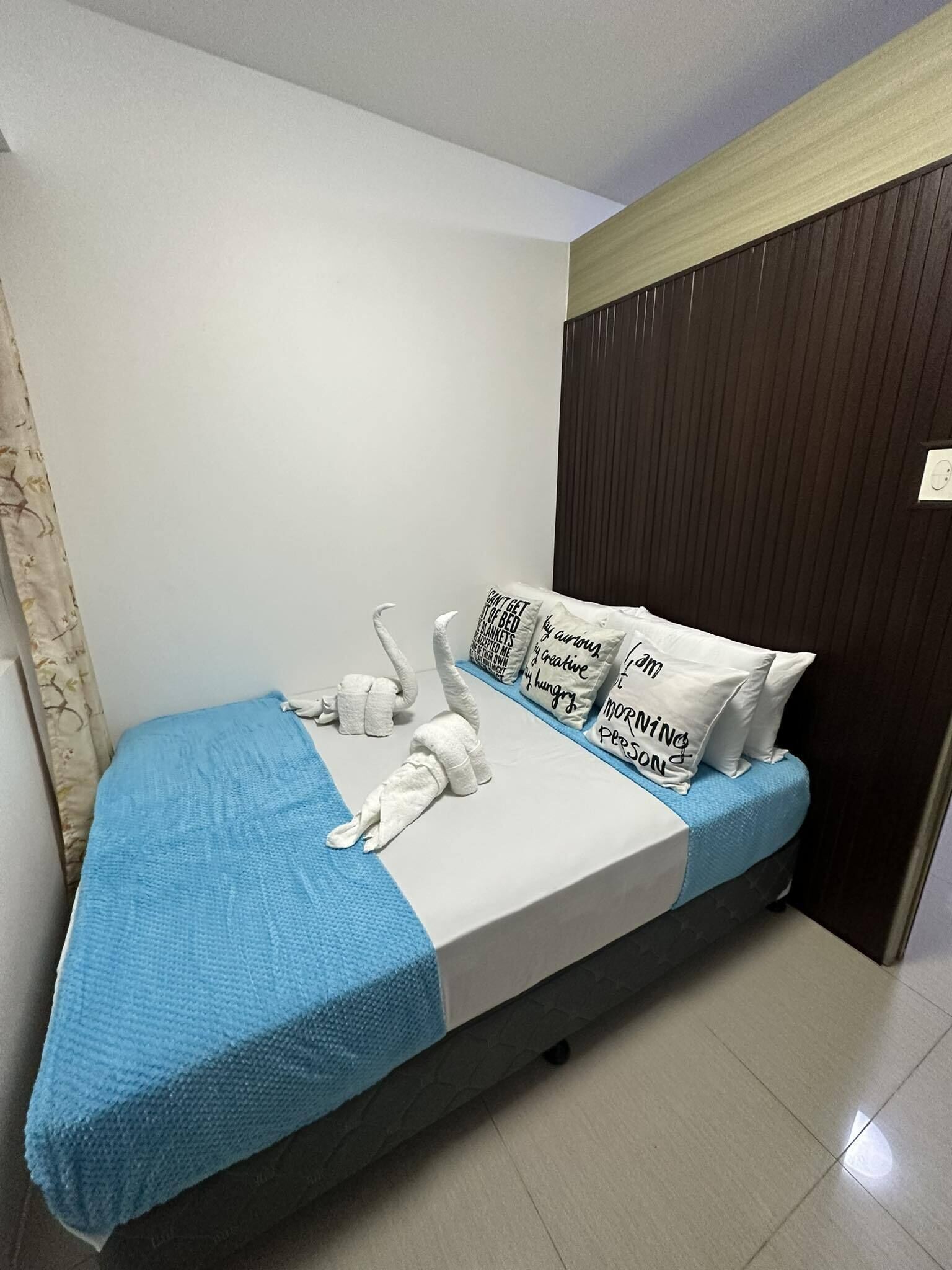 Shore Residences Stays by PBYY 3*
