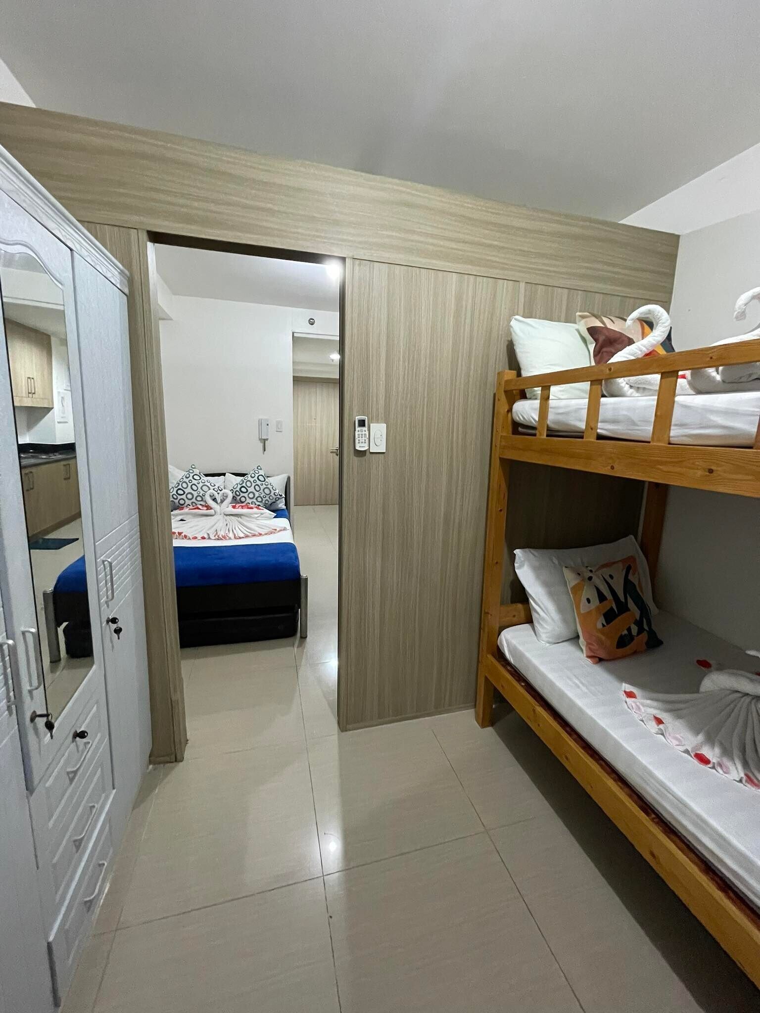 Shore Residences Stays by PBYY 3*