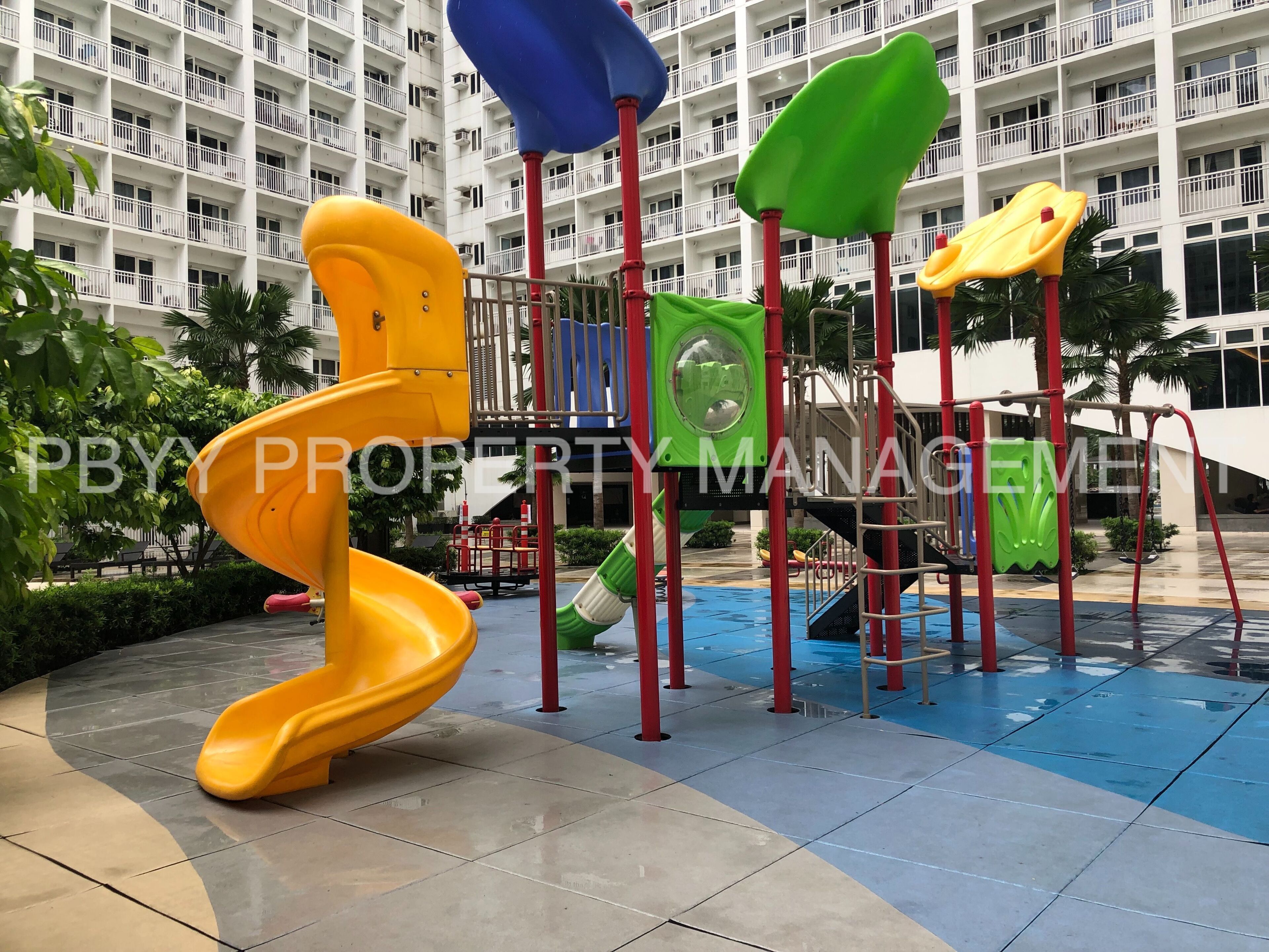 Shore Residences Stays by PBYY 3*