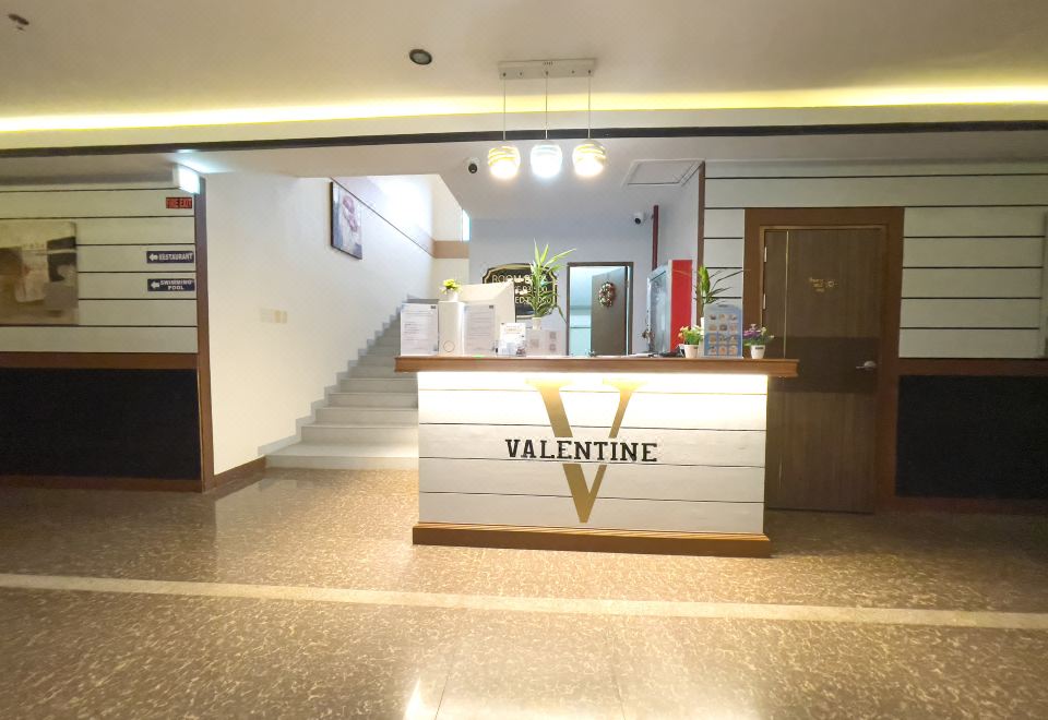 Valentine Hotel Angeles City managed by Cocotel 3*