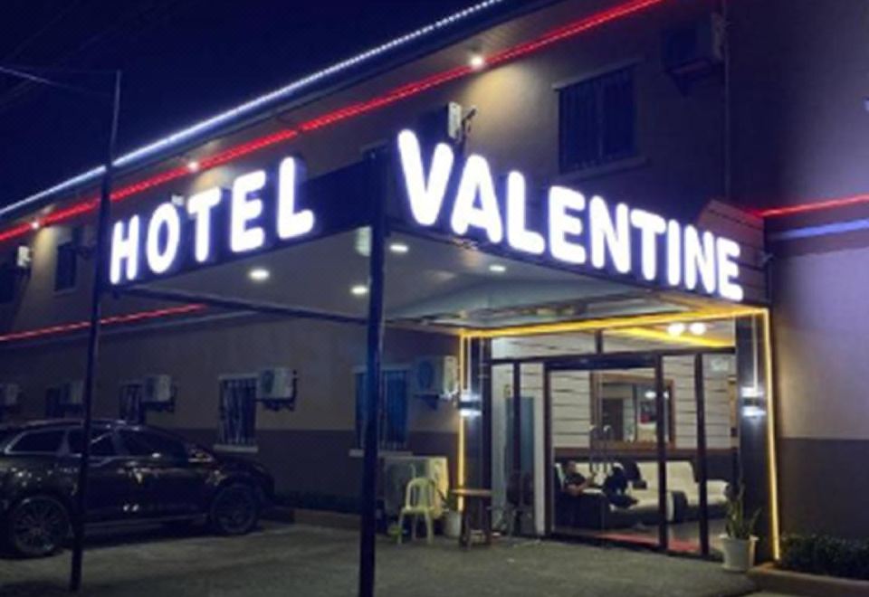 Valentine Hotel Angeles City managed by Cocotel 3*