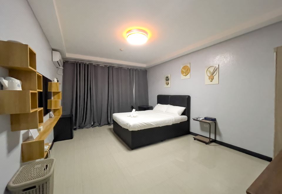 Valentine Hotel Angeles City managed by Cocotel 3*