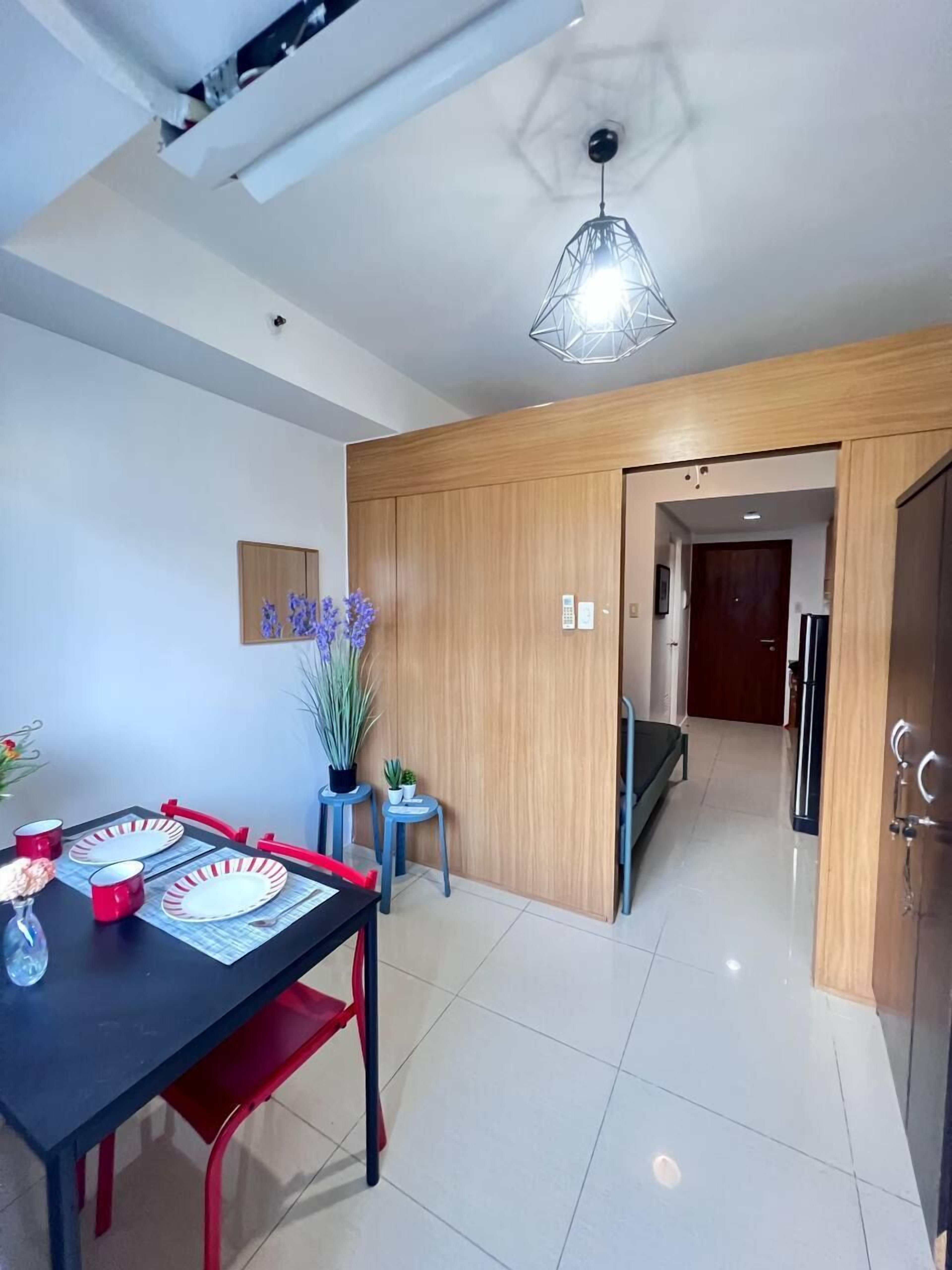 1 BR Shell Residences Facing amenities 2*