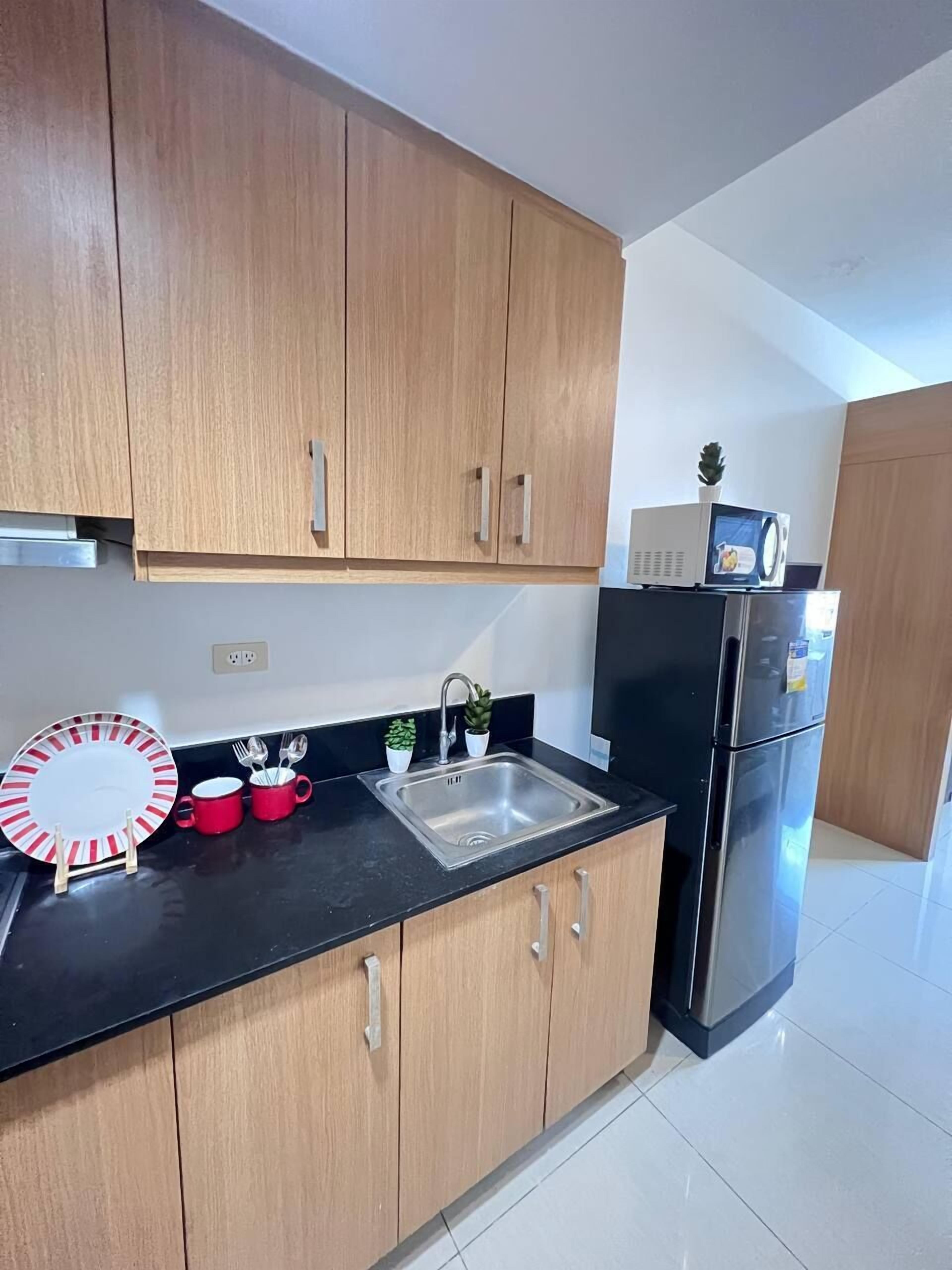 1 BR Shell Residences Facing amenities 2*