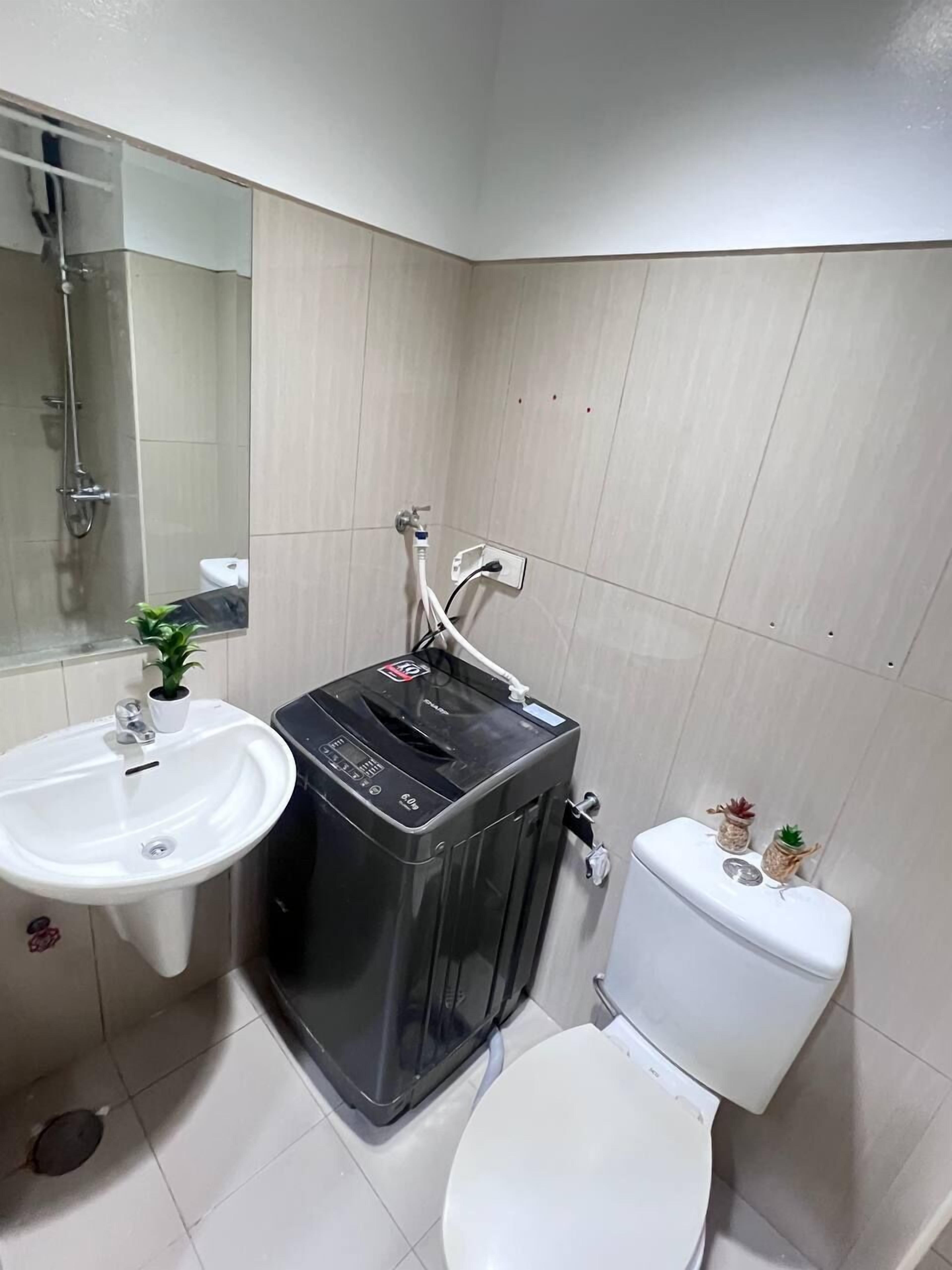 1 BR Shell Residences Facing amenities 2*