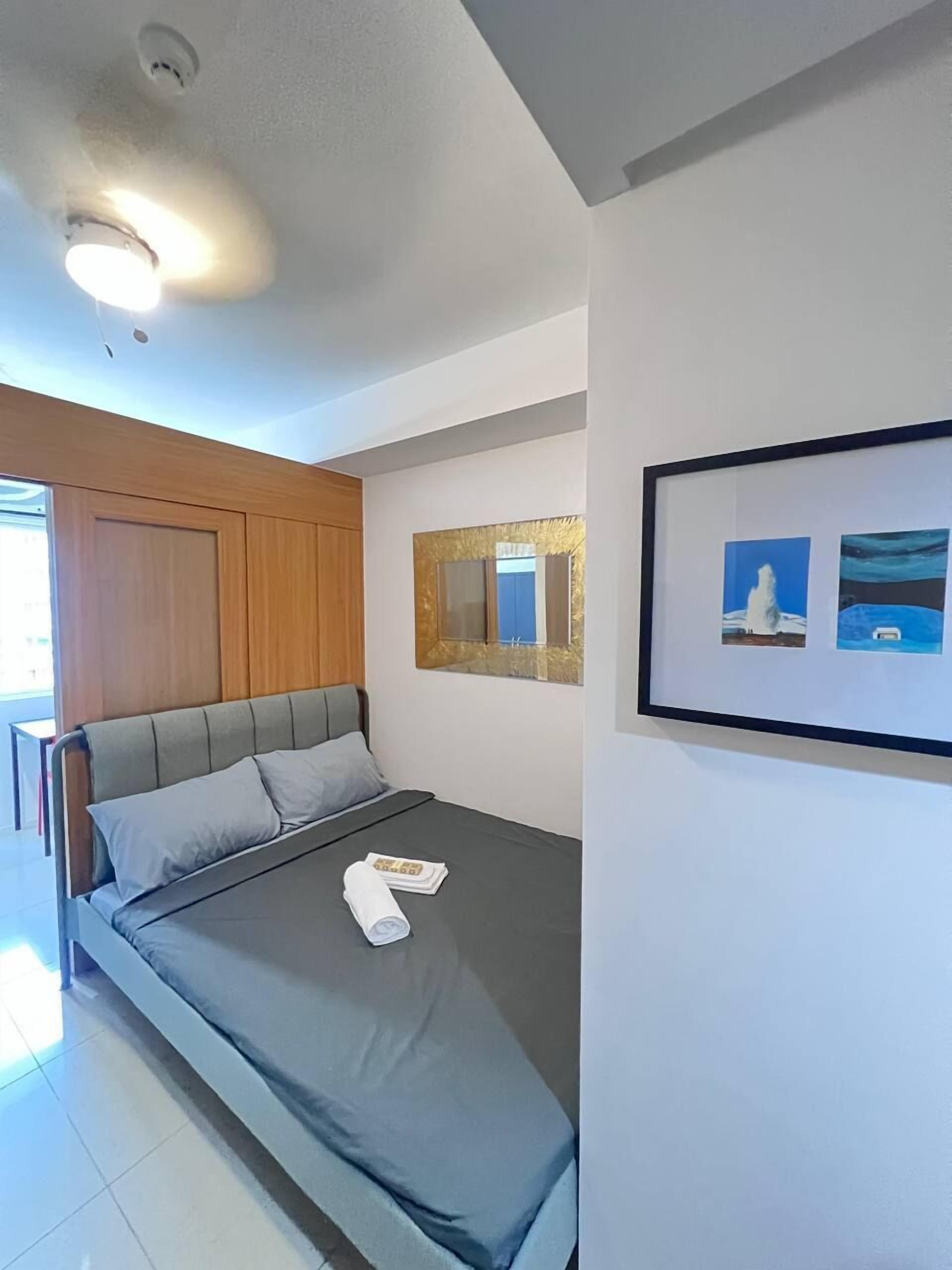 1 BR Shell Residences Facing amenities 2*