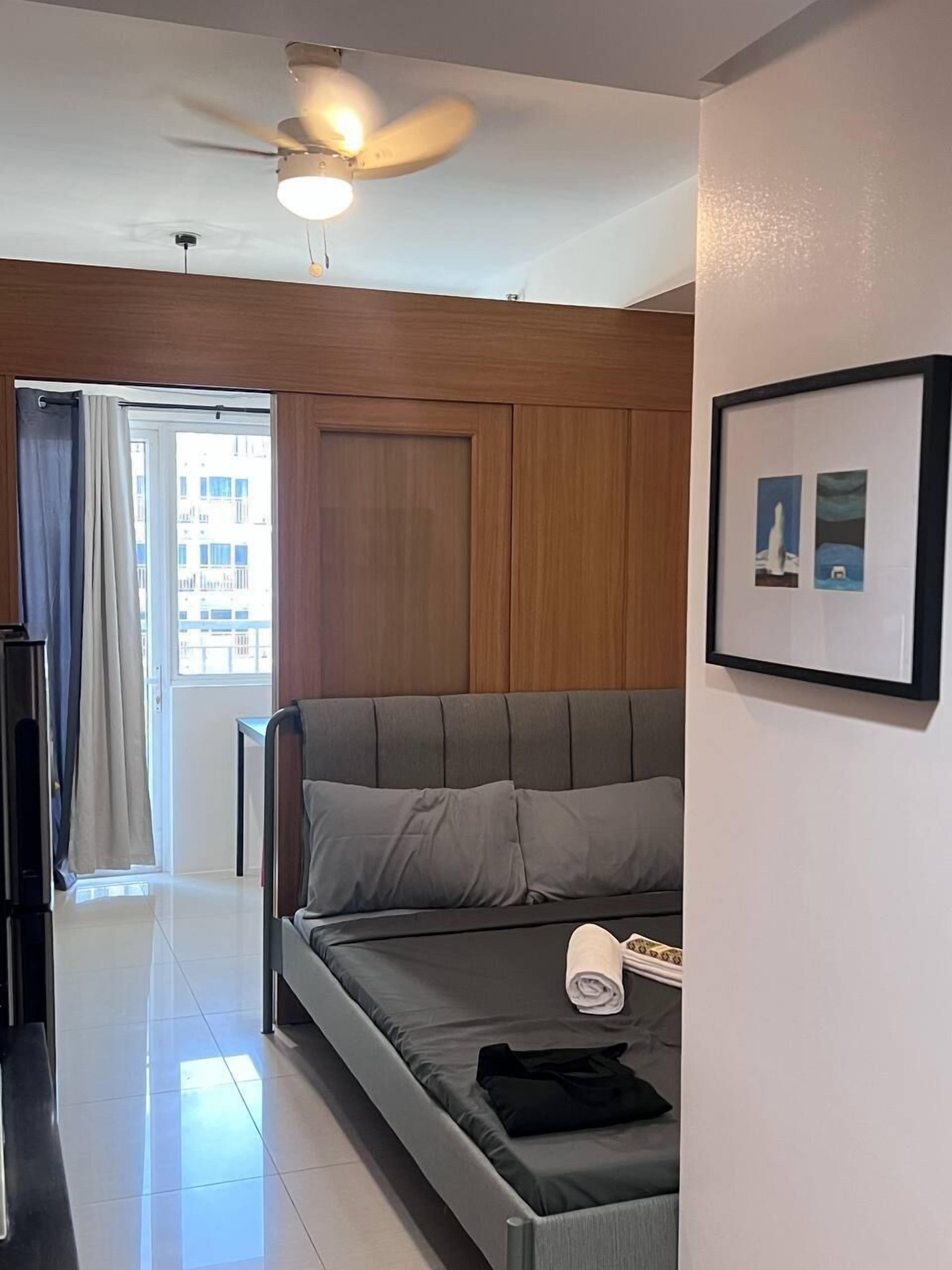 1 BR Shell Residences Facing amenities 2*