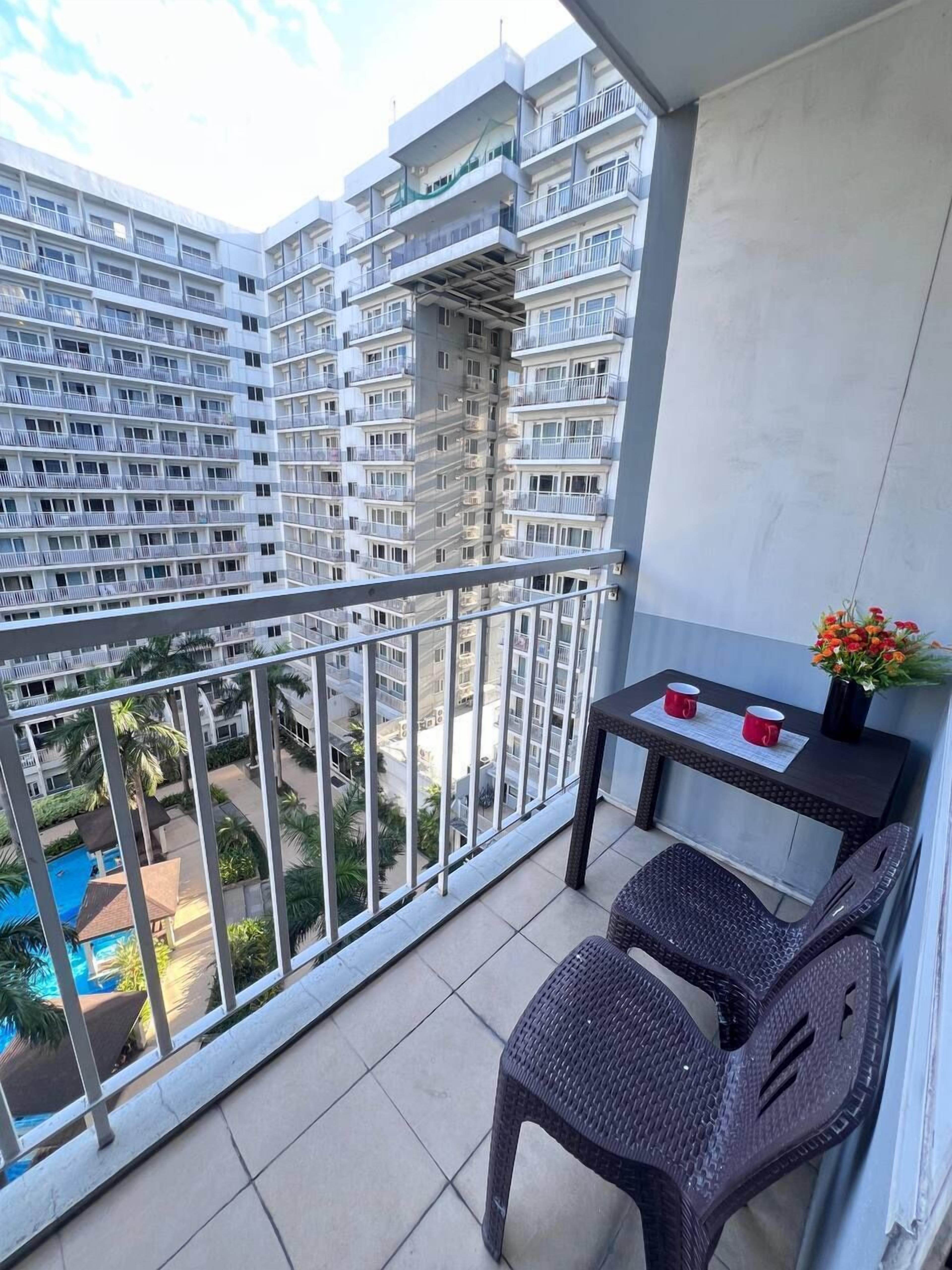 1 BR Shell Residences Facing amenities 2*