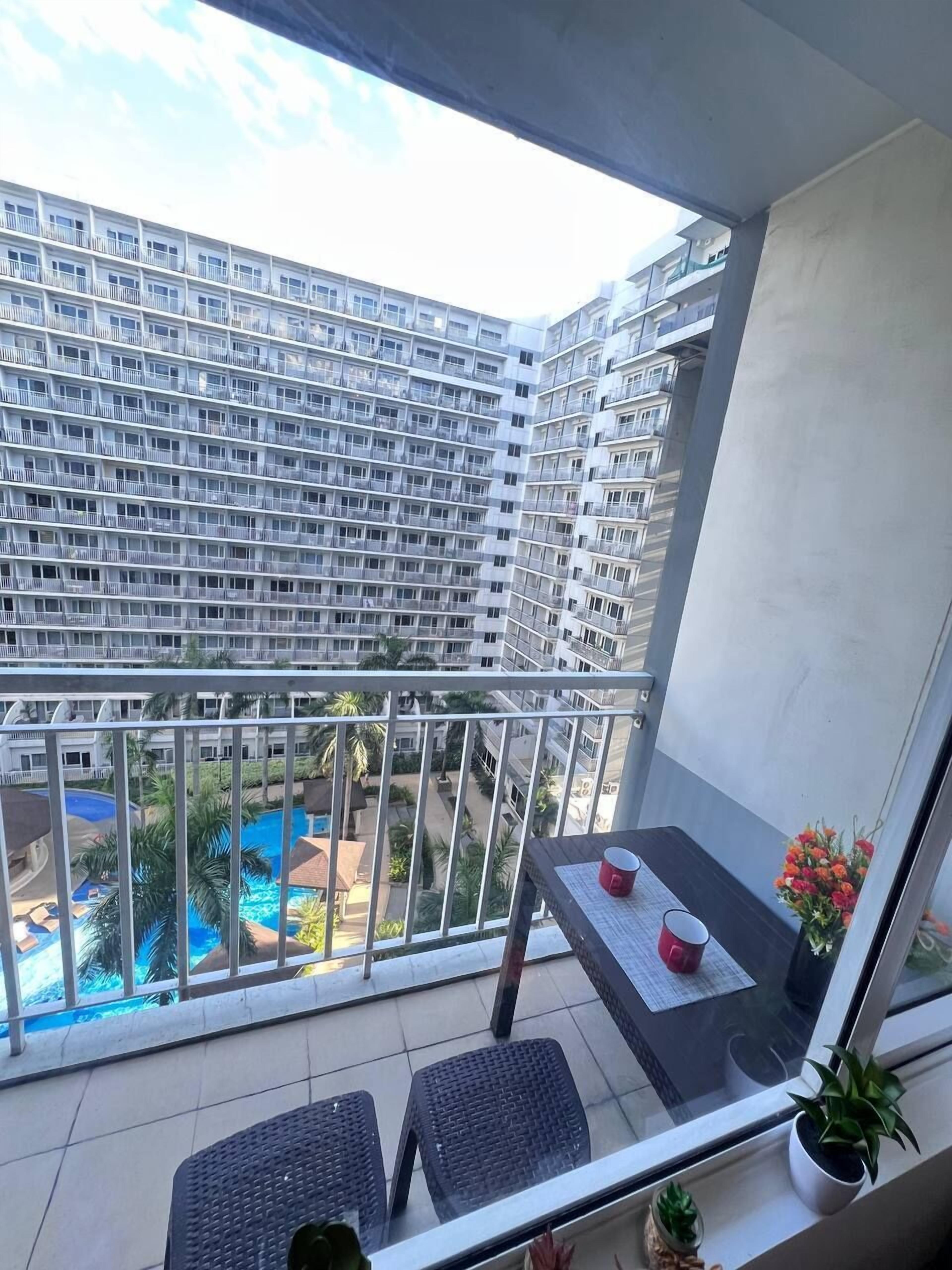 1 BR Shell Residences Facing amenities 2*