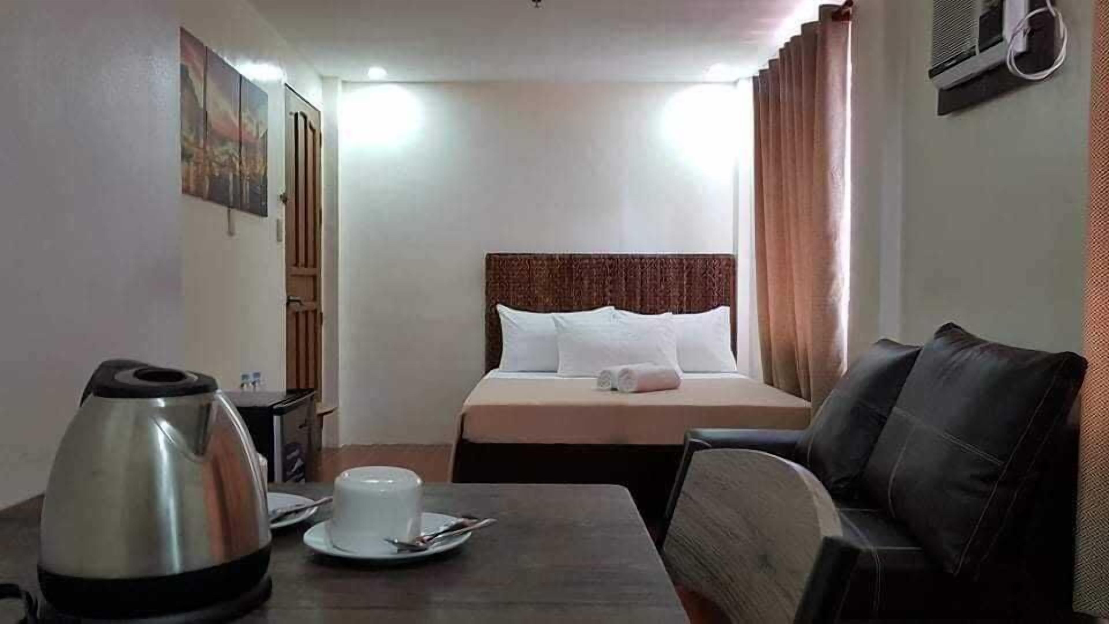 Thirdy's Tourist Inn 3*